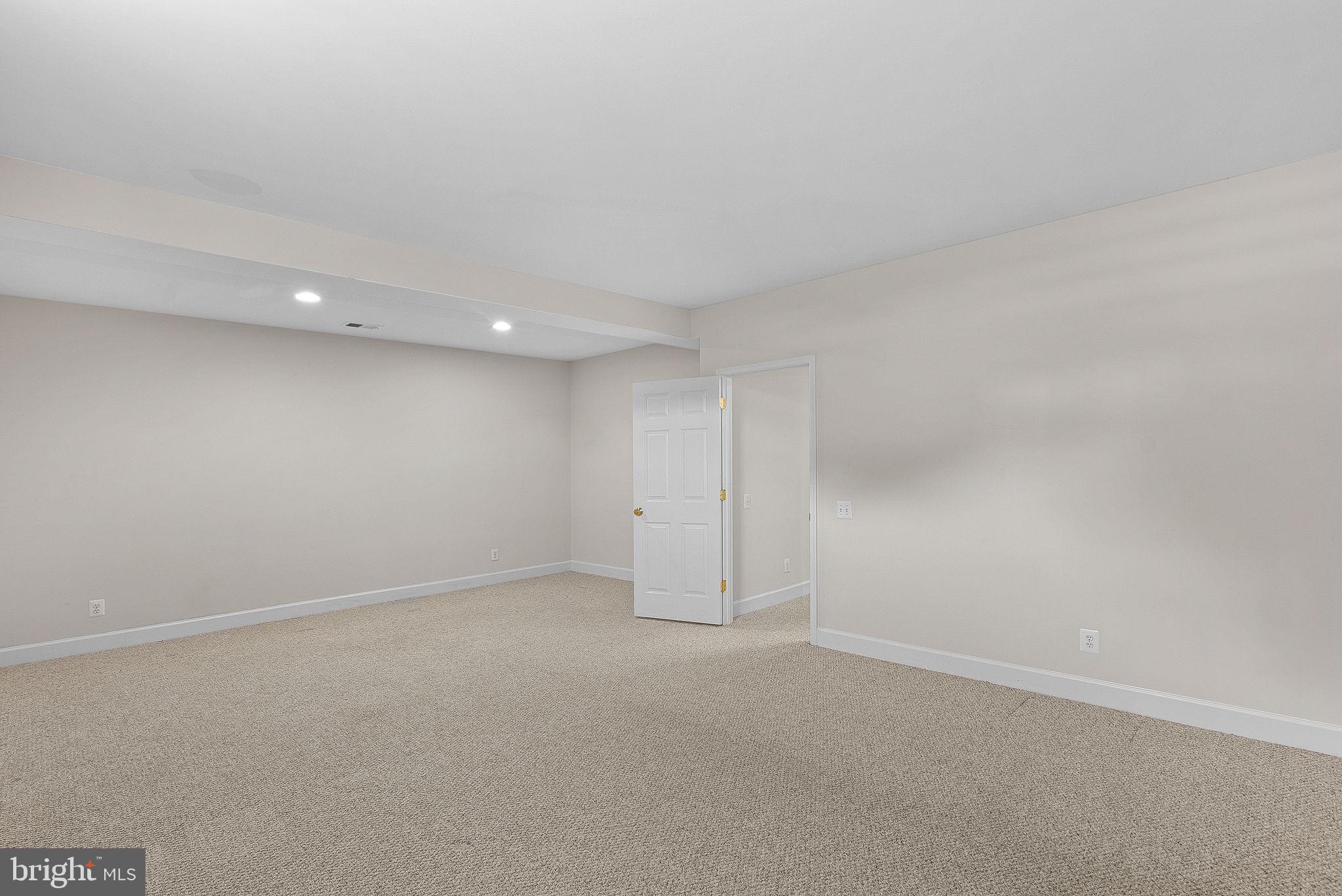RED CEDAR - Residential