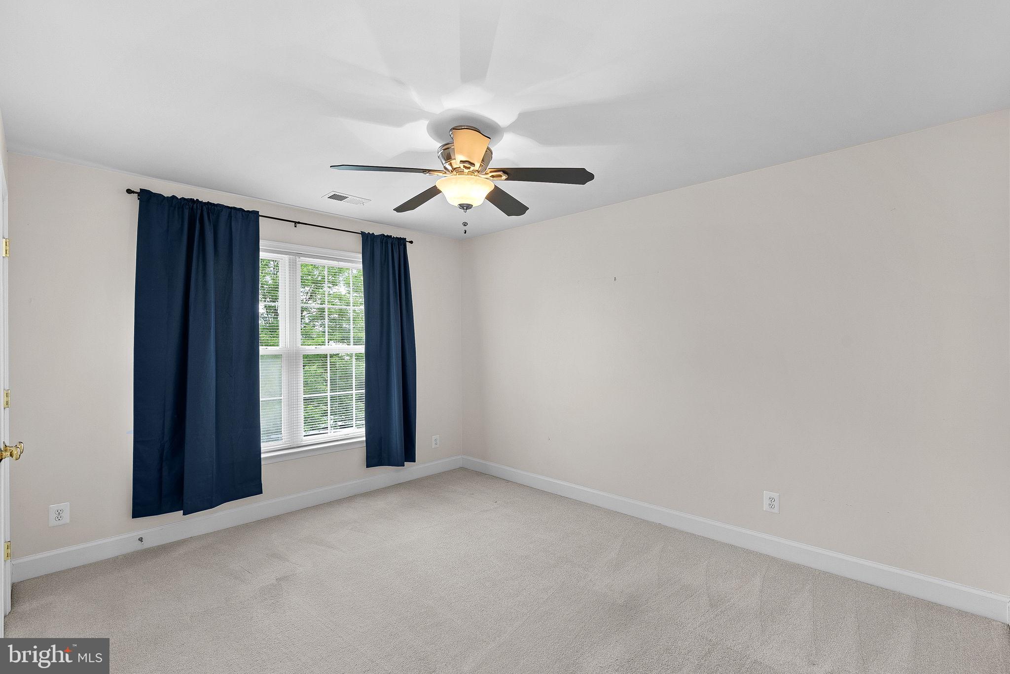 RED CEDAR - Residential