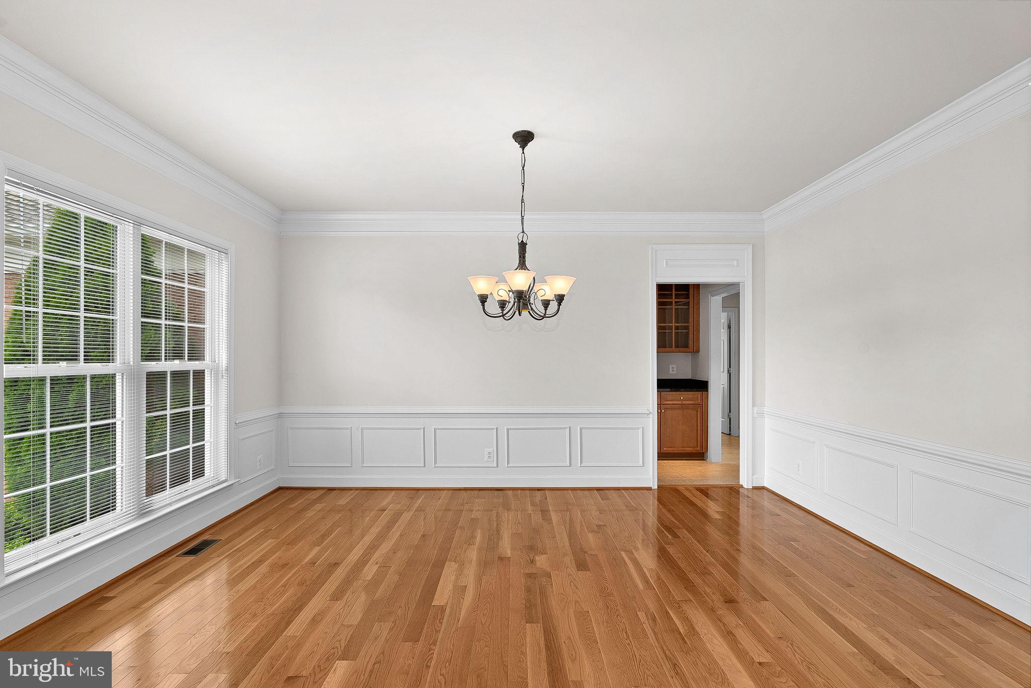 RED CEDAR - Residential