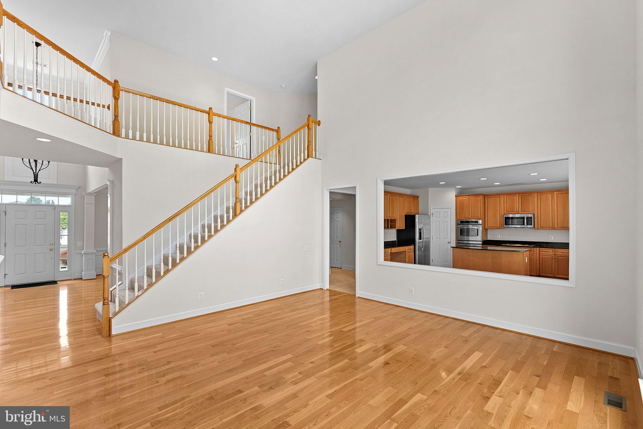 RED CEDAR - Residential