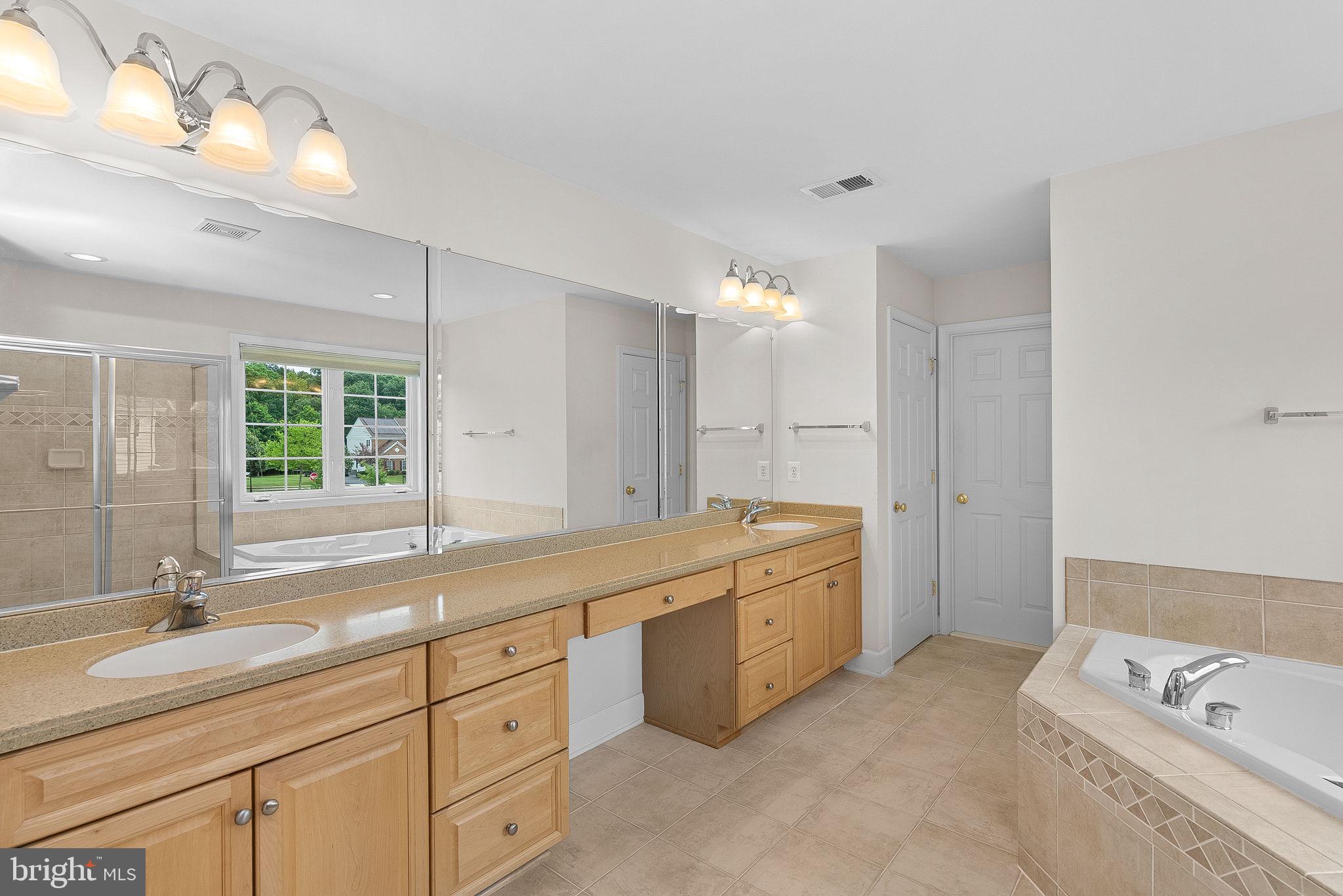 RED CEDAR - Residential