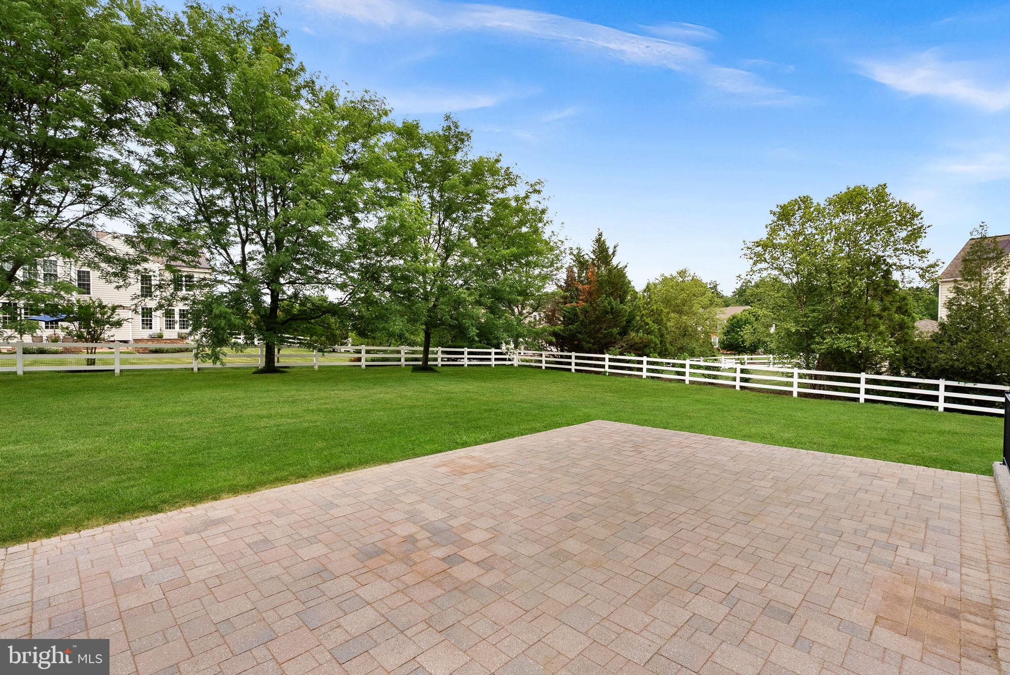 RED CEDAR - Residential