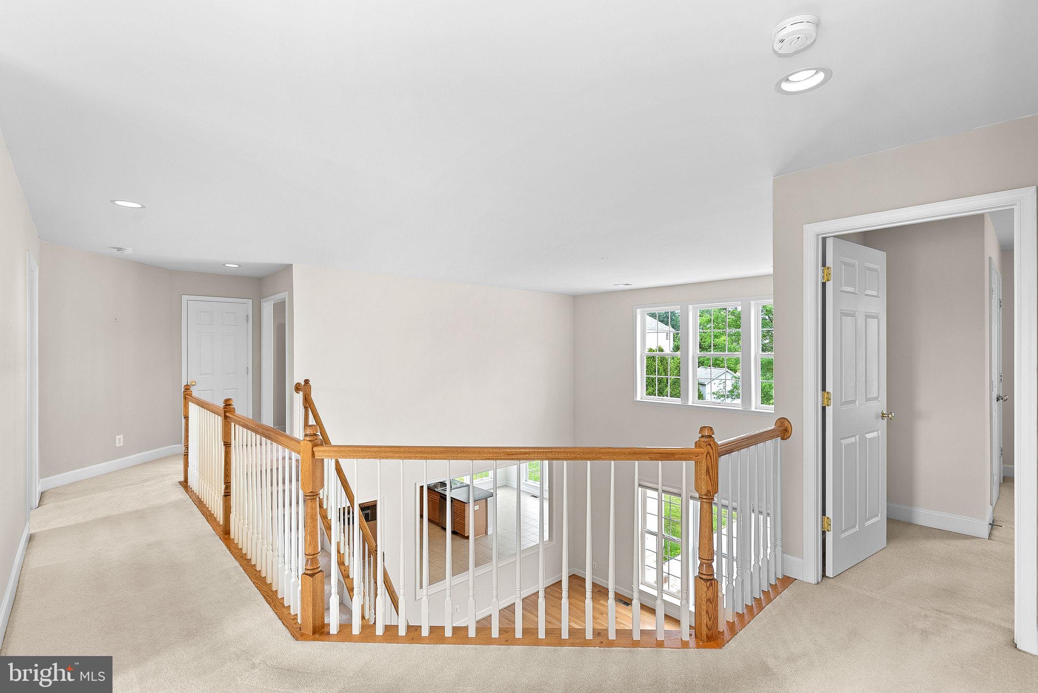 RED CEDAR - Residential