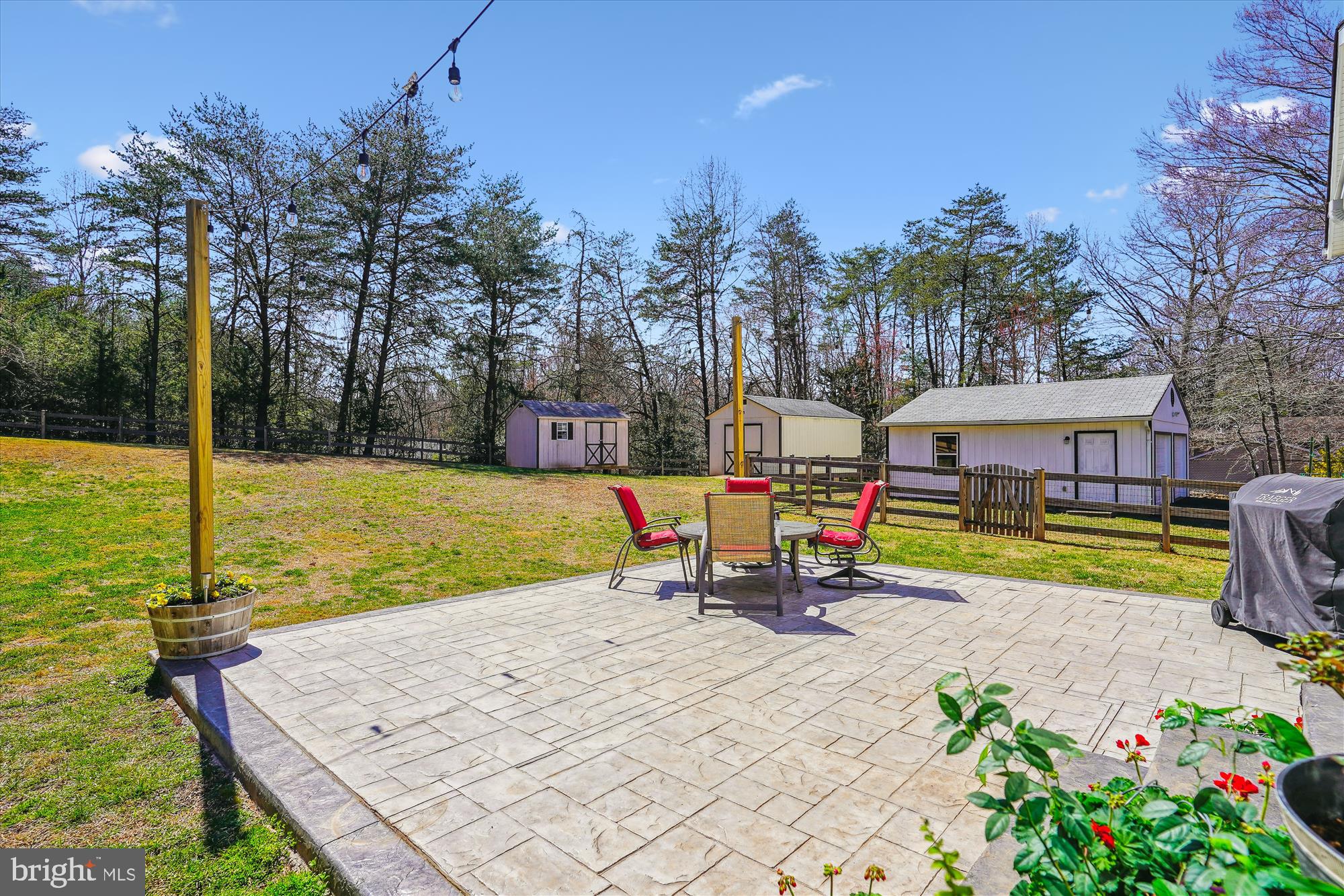 OAK RIDGE ESTATES - Residential