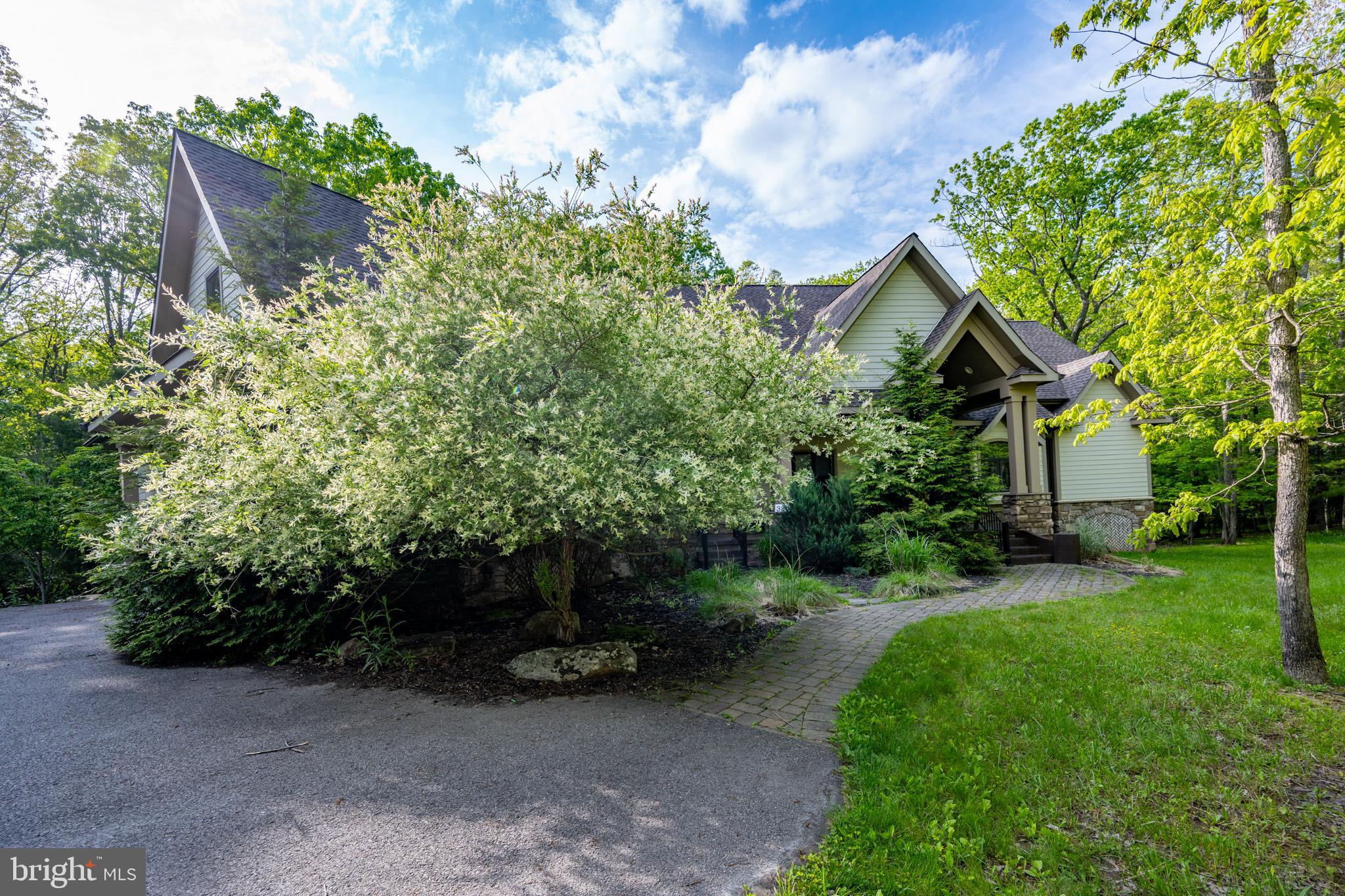 NORTHGLADE HILLS - Residential