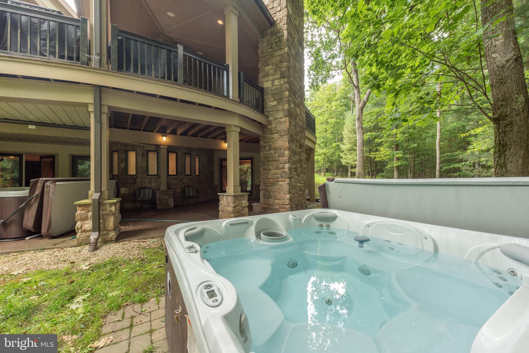 NORTHGLADE HILLS - Residential