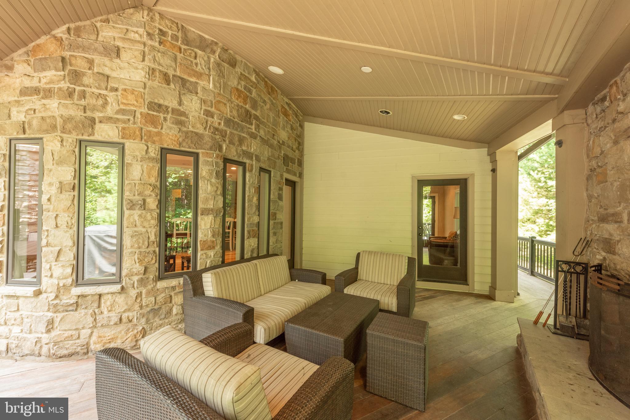 NORTHGLADE HILLS - Residential