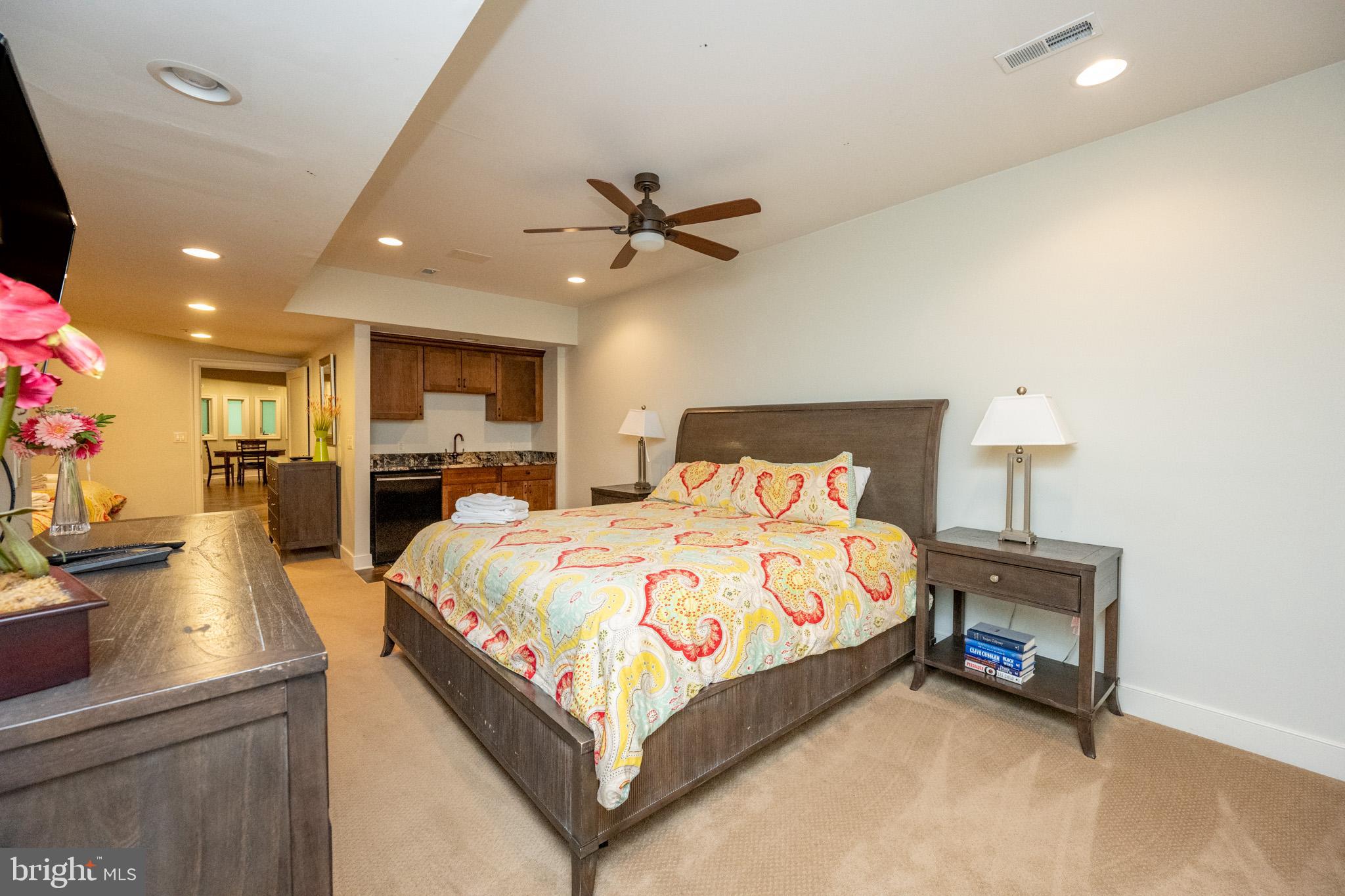 NORTHGLADE HILLS - Residential