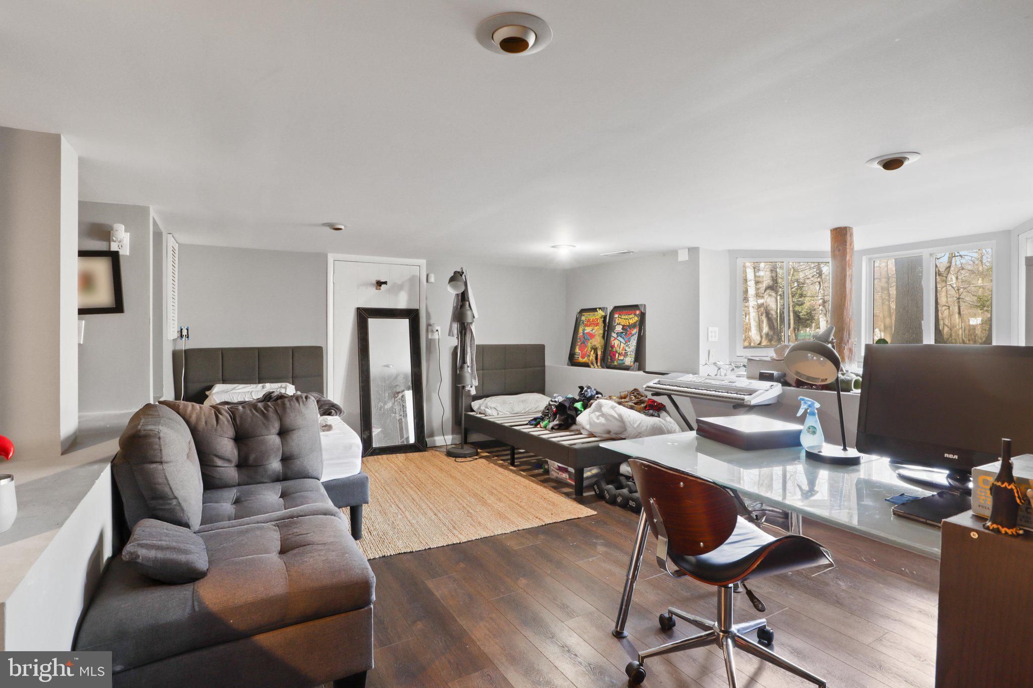 WASHINGTON GROVE - Residential