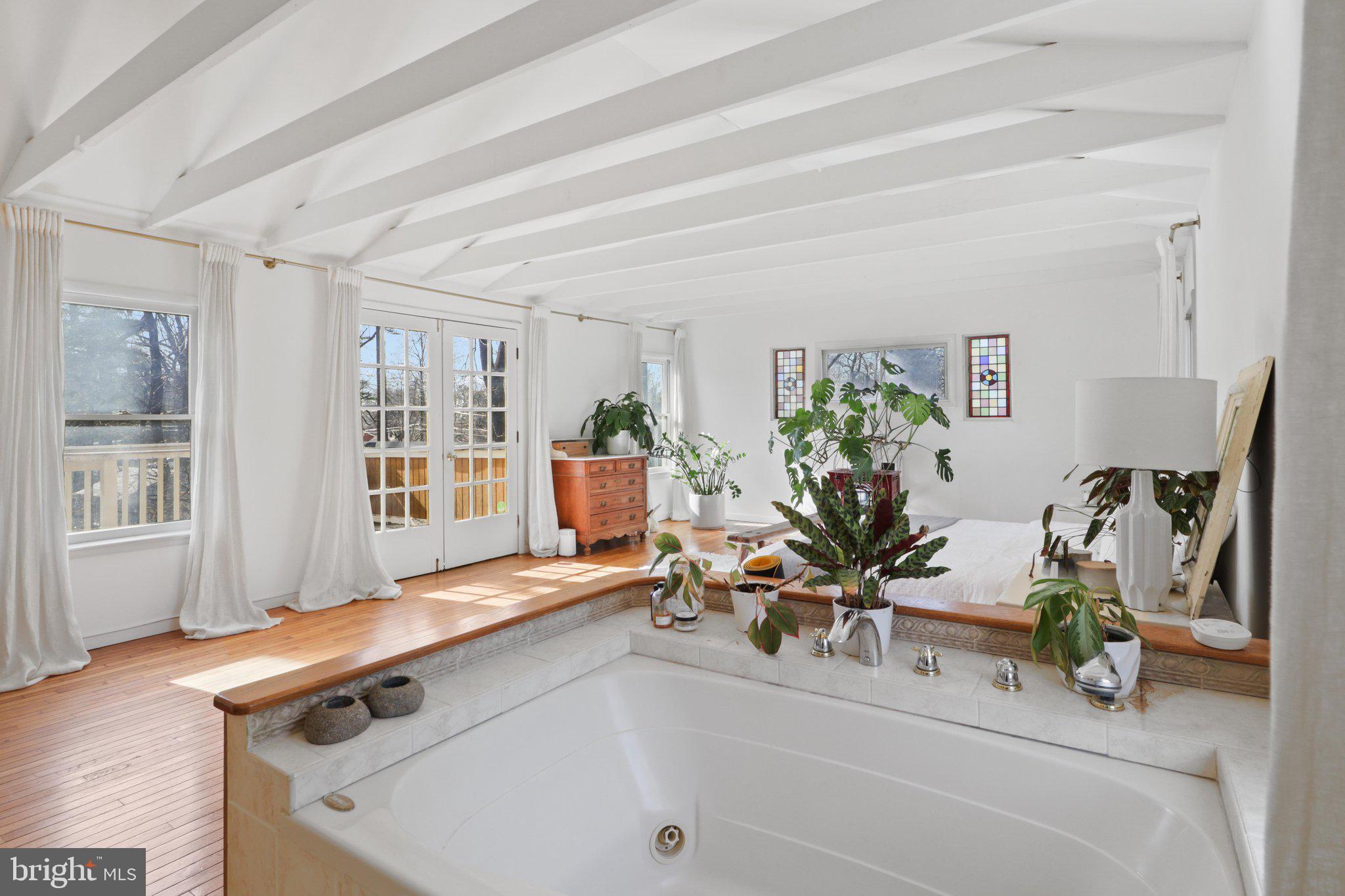 WASHINGTON GROVE - Residential