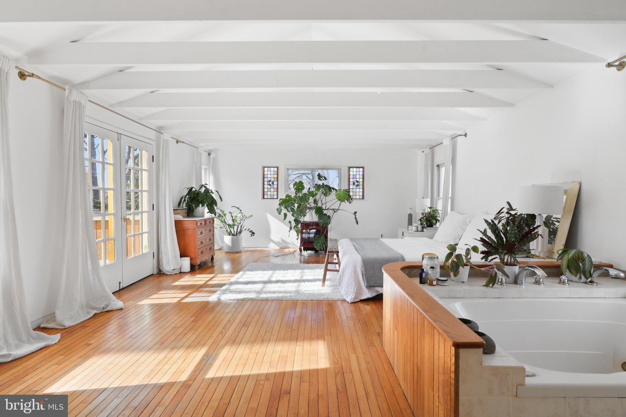 WASHINGTON GROVE - Residential