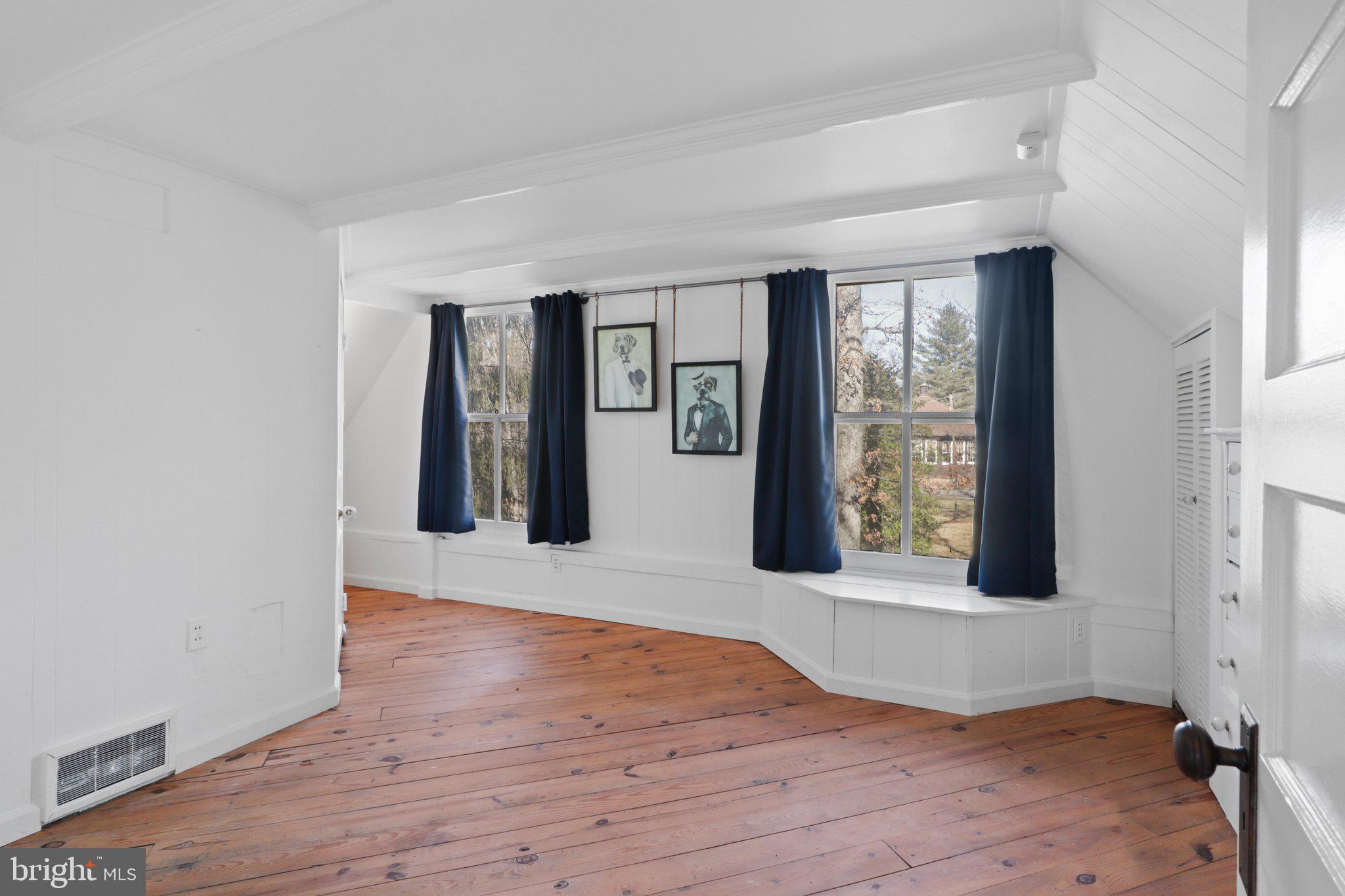 WASHINGTON GROVE - Residential