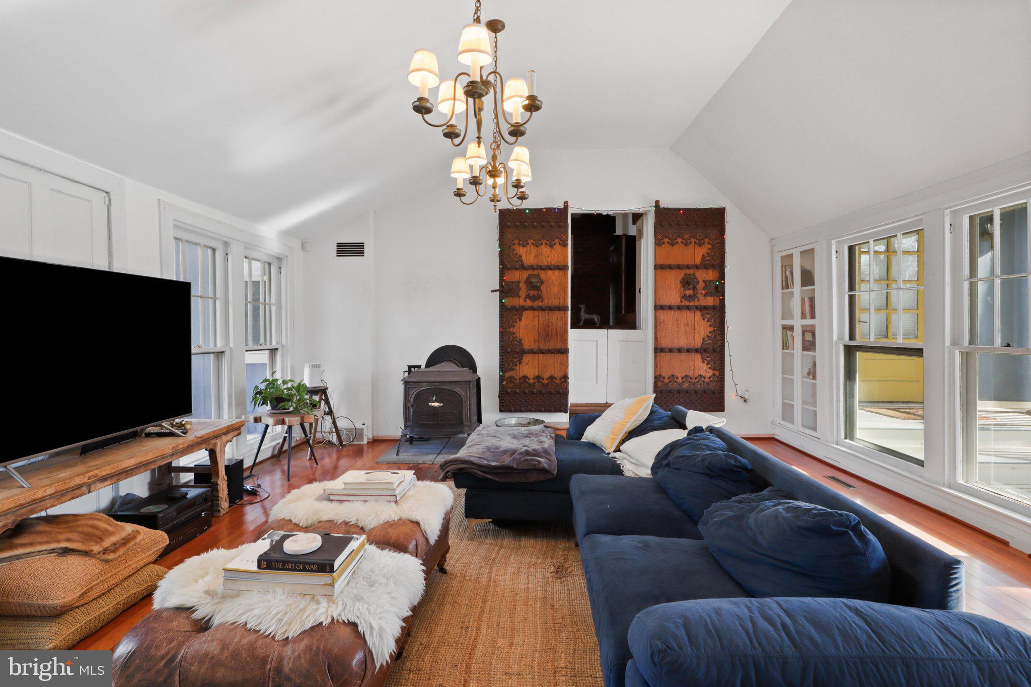 WASHINGTON GROVE - Residential