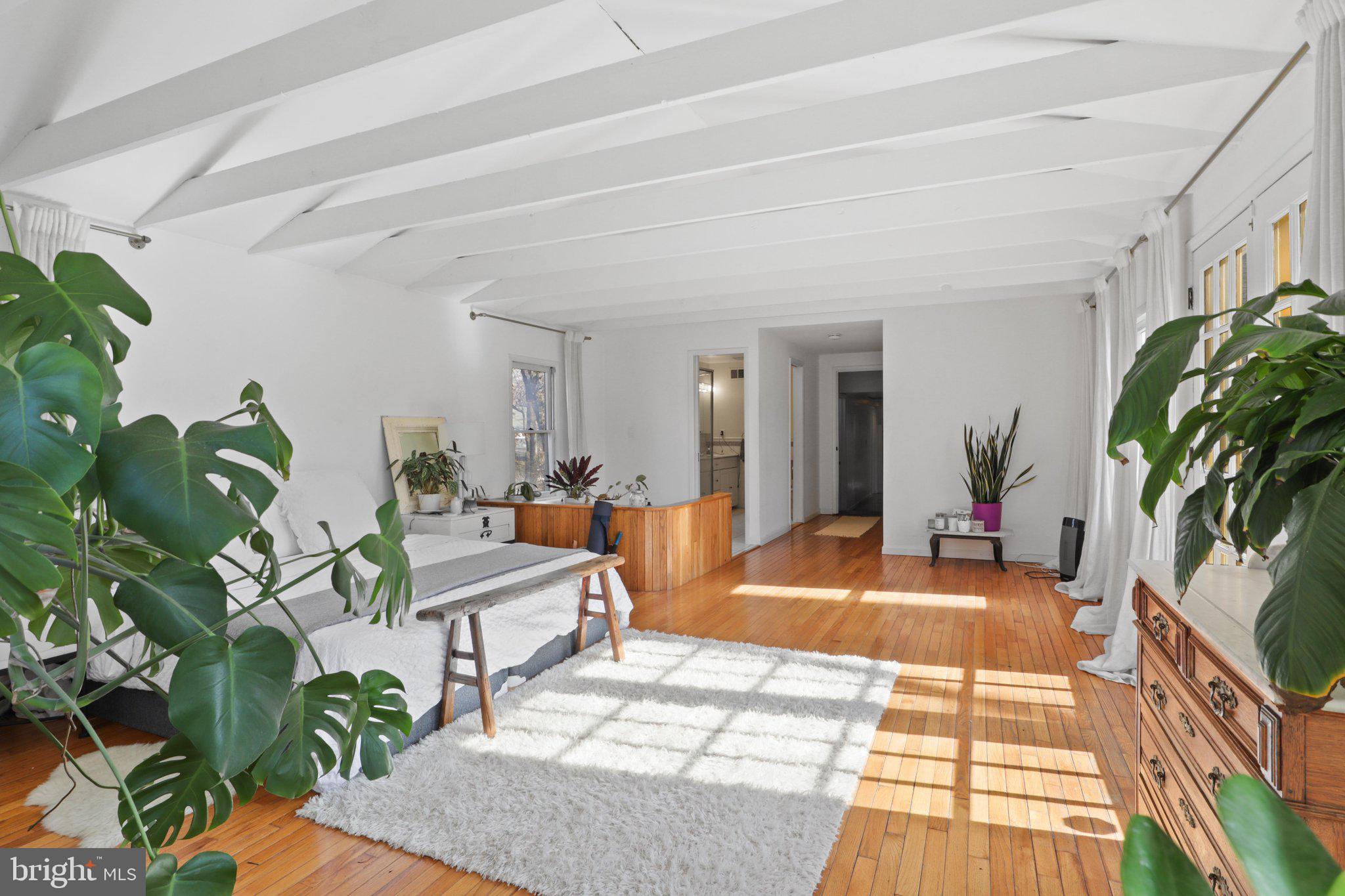 WASHINGTON GROVE - Residential