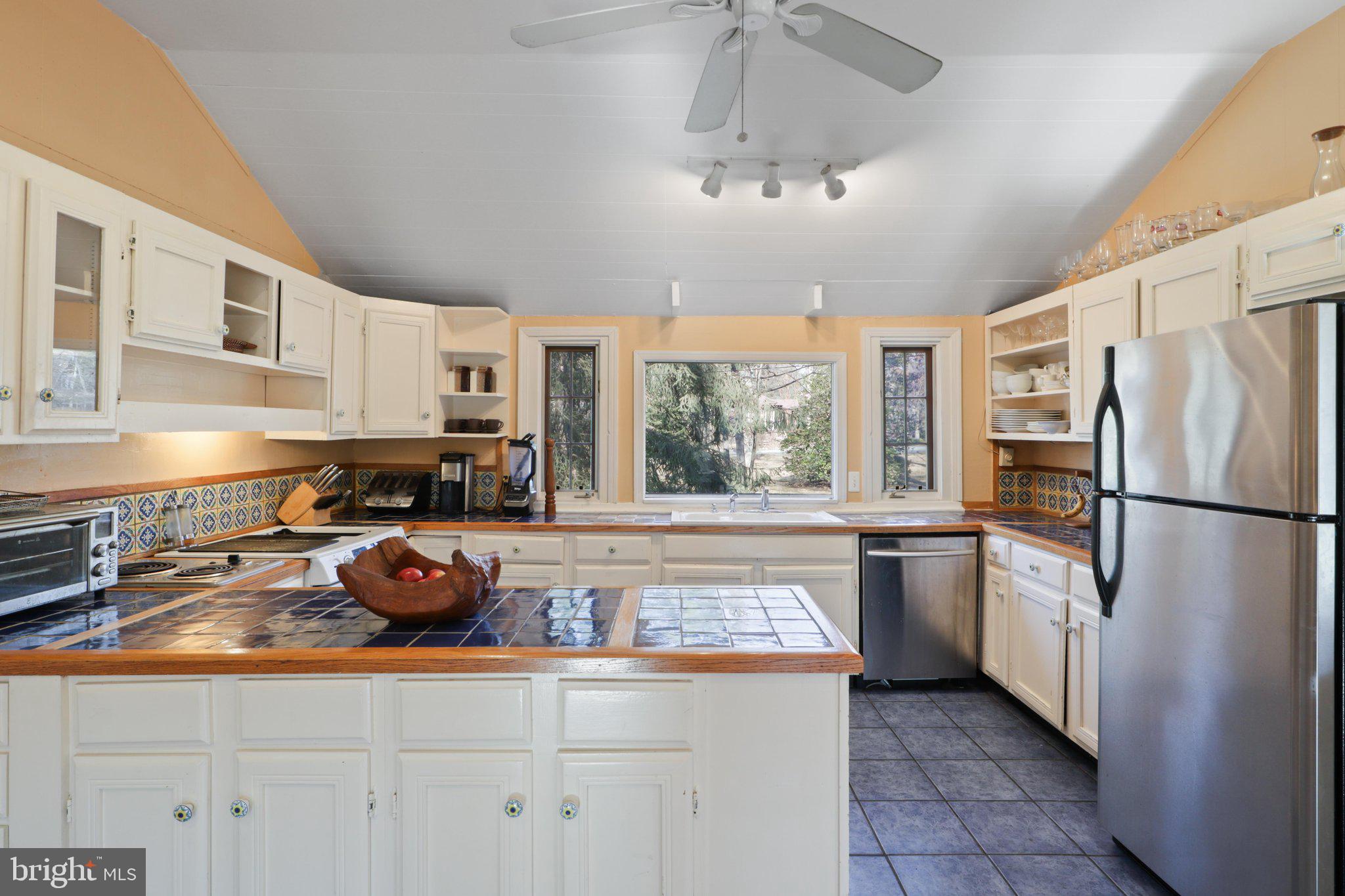 WASHINGTON GROVE - Residential