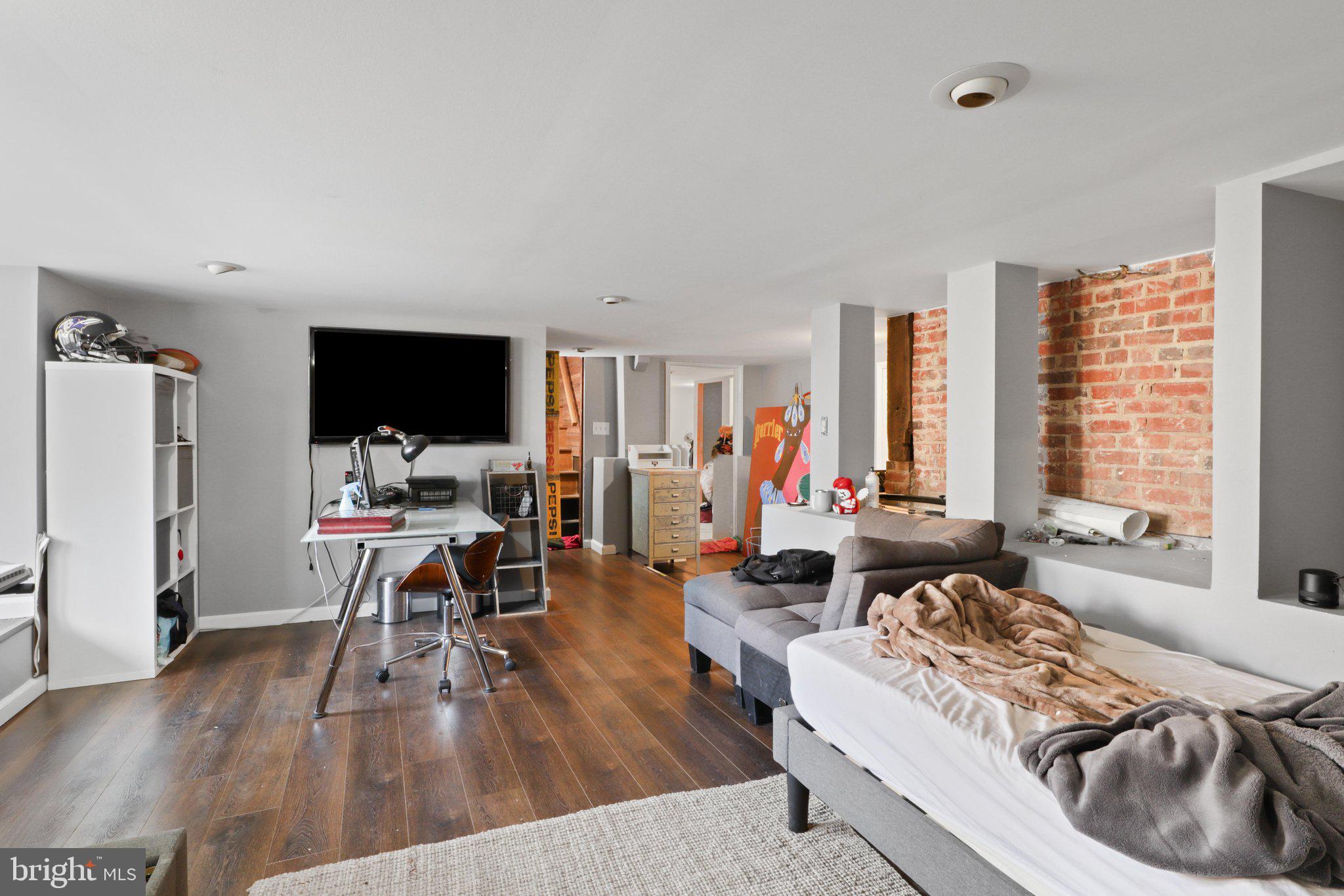 WASHINGTON GROVE - Residential