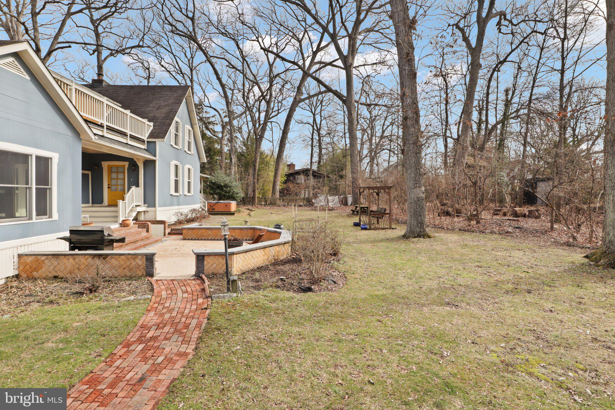 WASHINGTON GROVE - Residential