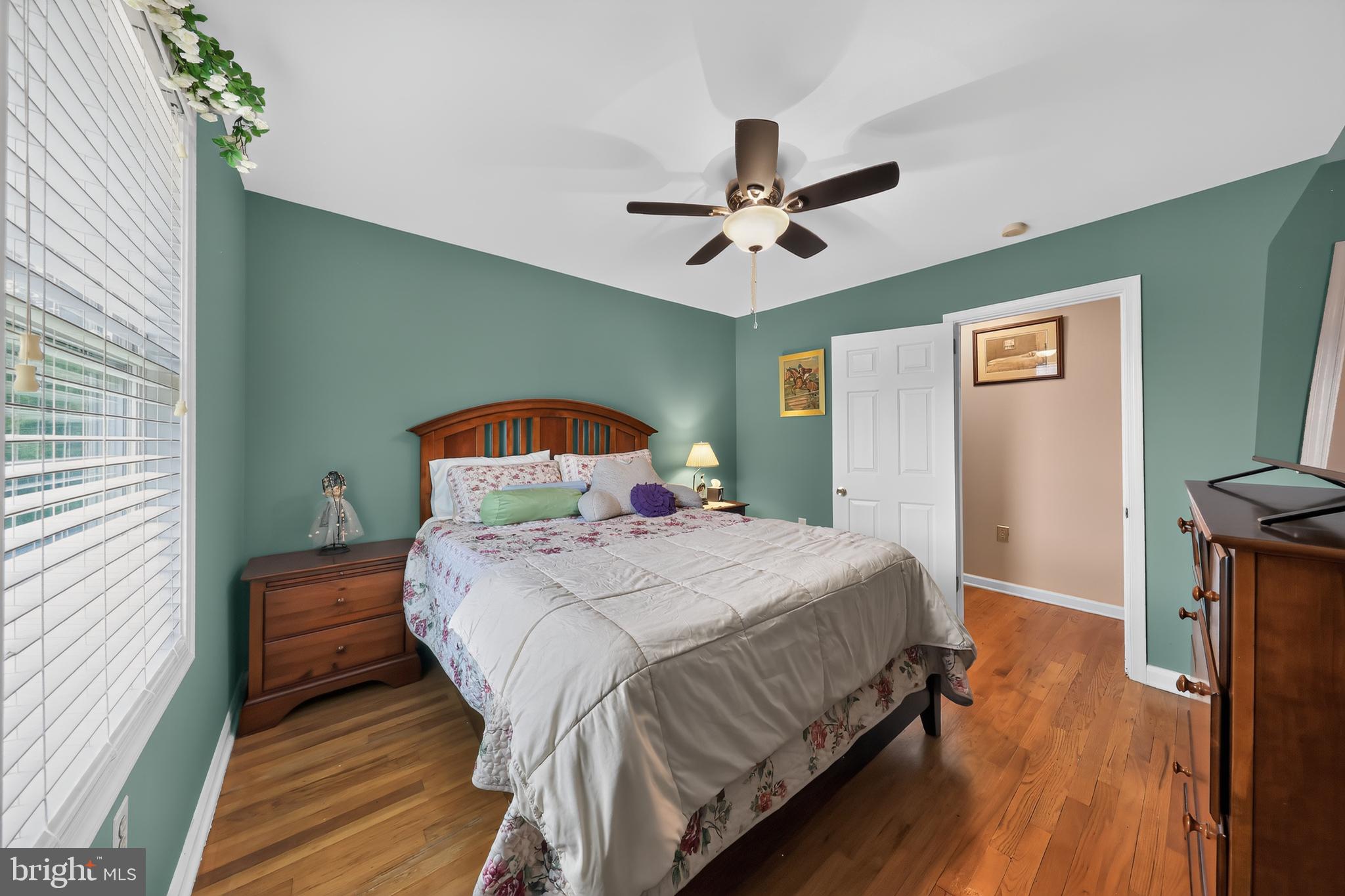 GRAYLYN CREST - Residential