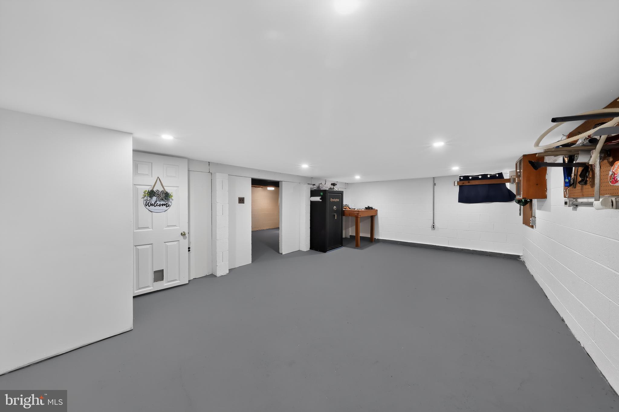 GRAYLYN CREST - Residential