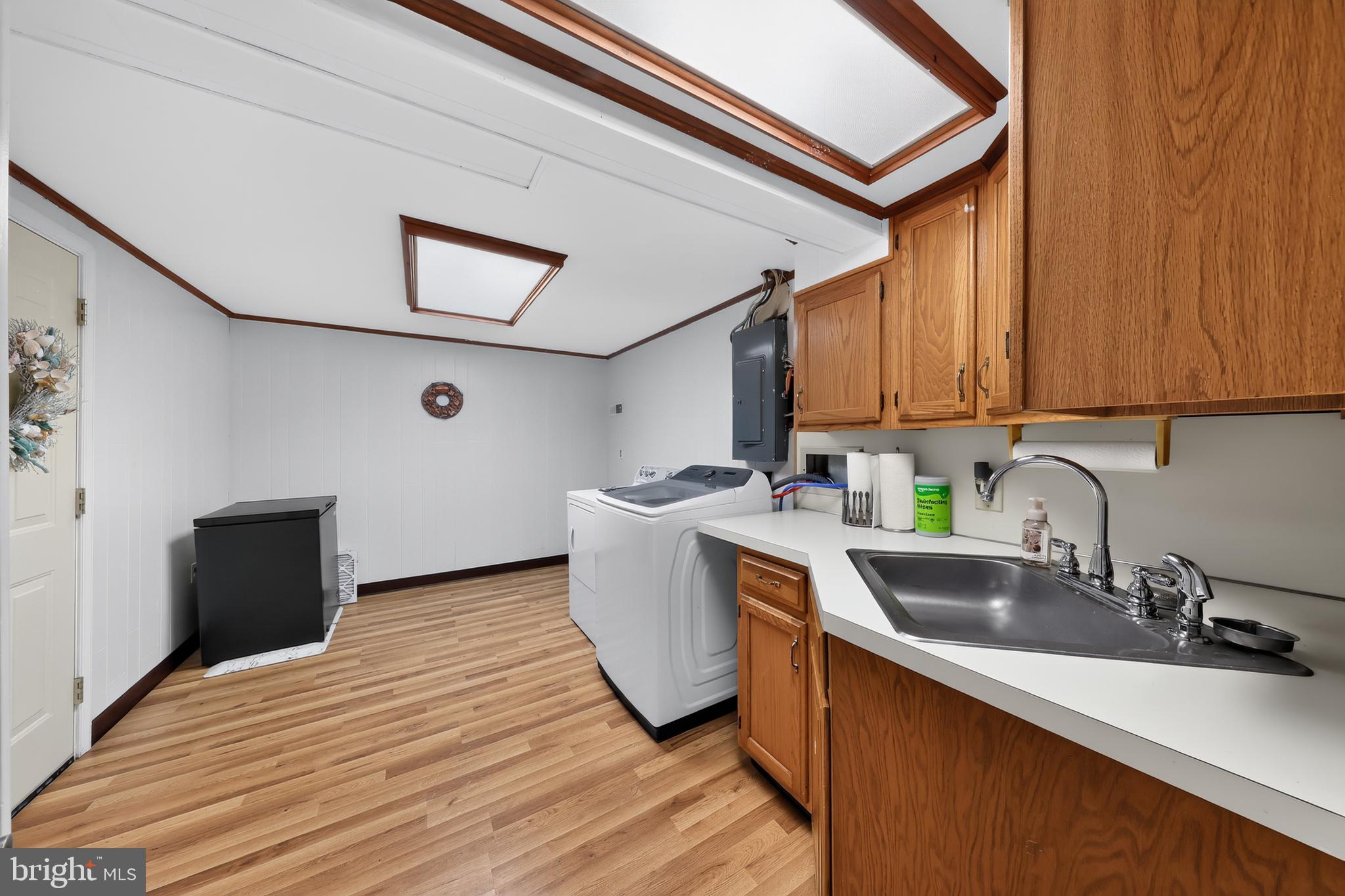 GRAYLYN CREST - Residential