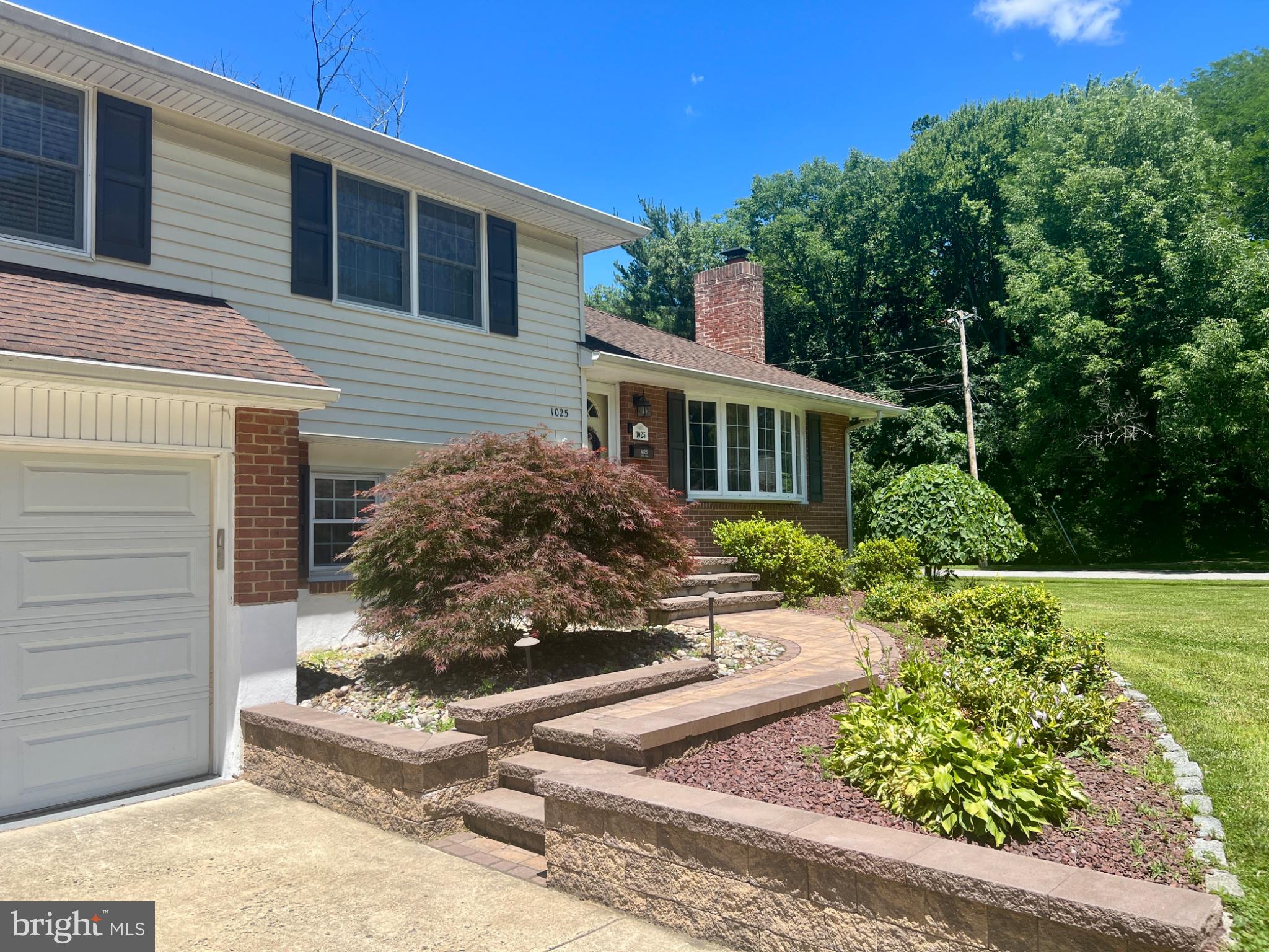 GRAYLYN CREST - Residential