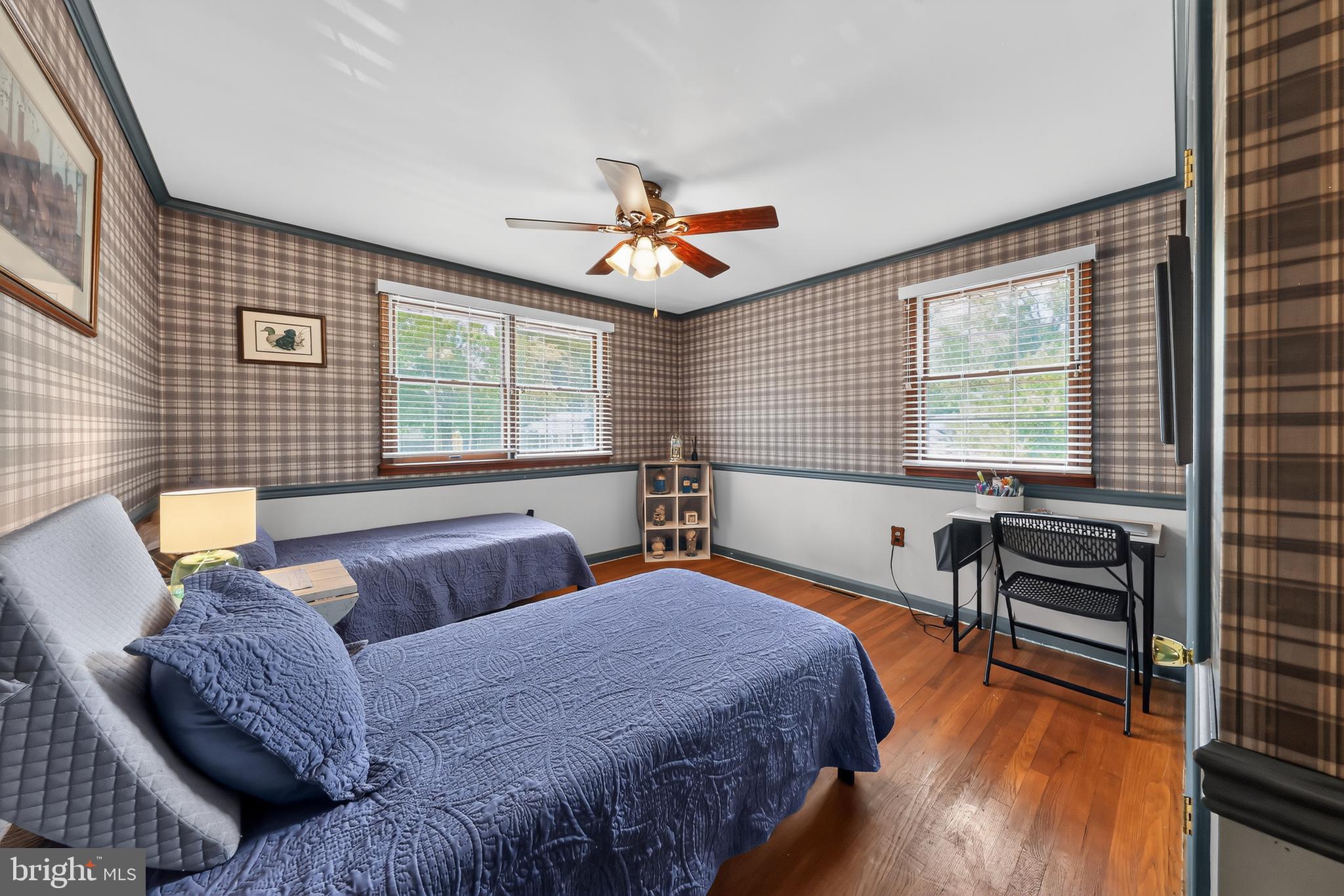 GRAYLYN CREST - Residential