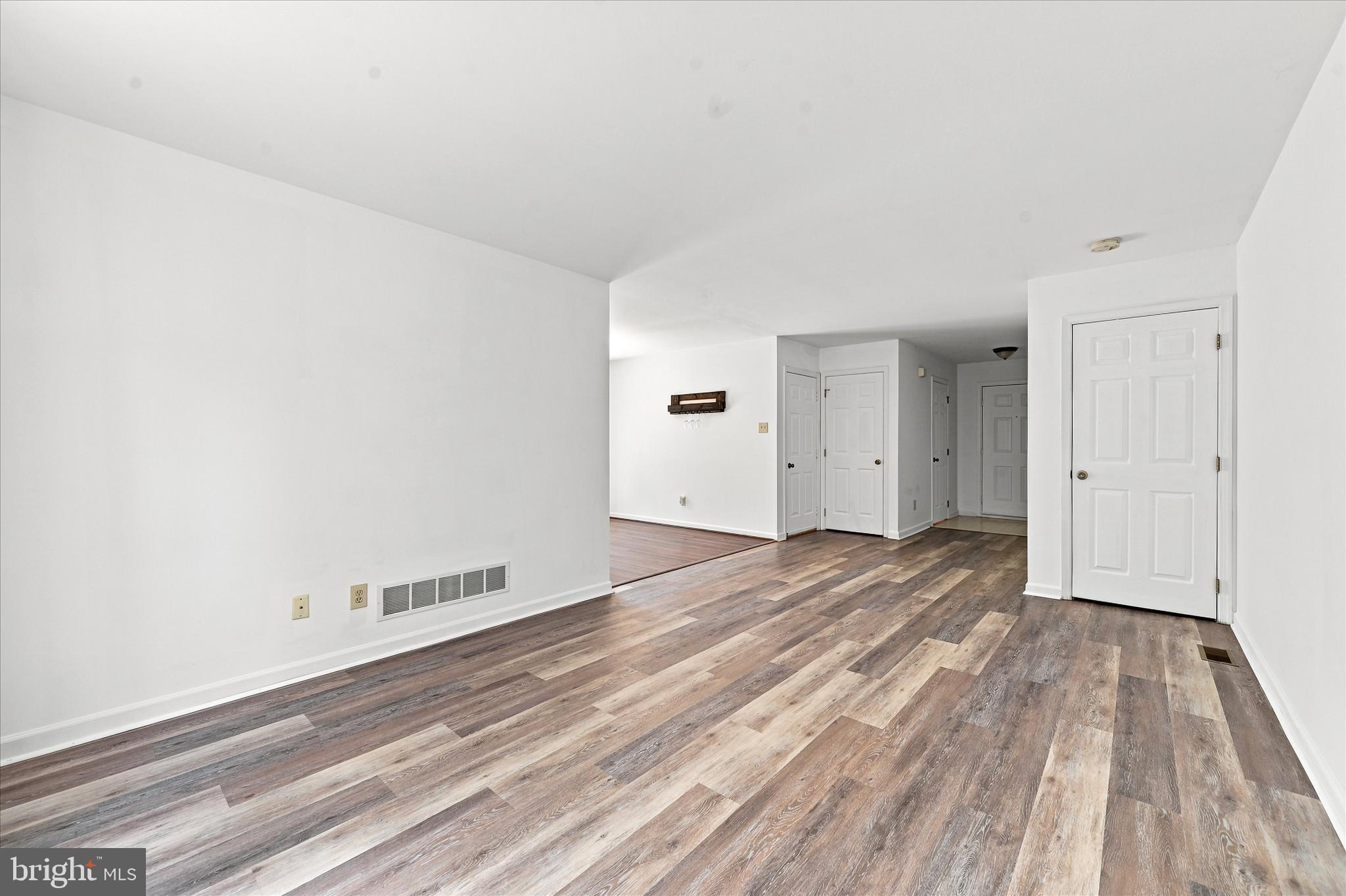 BEACON HILL - Residential