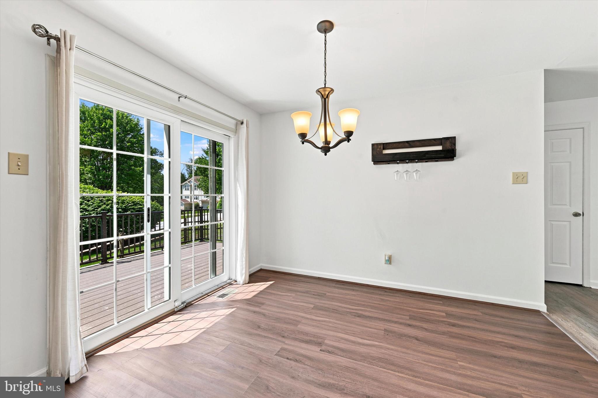 BEACON HILL - Residential