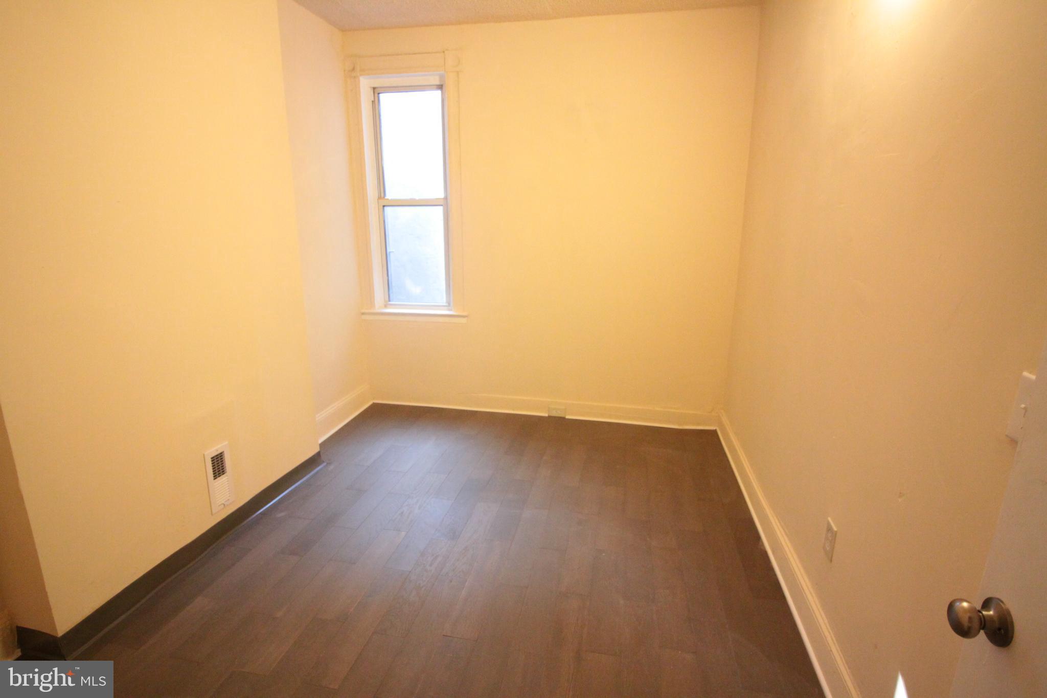 HARWOOD - Residential