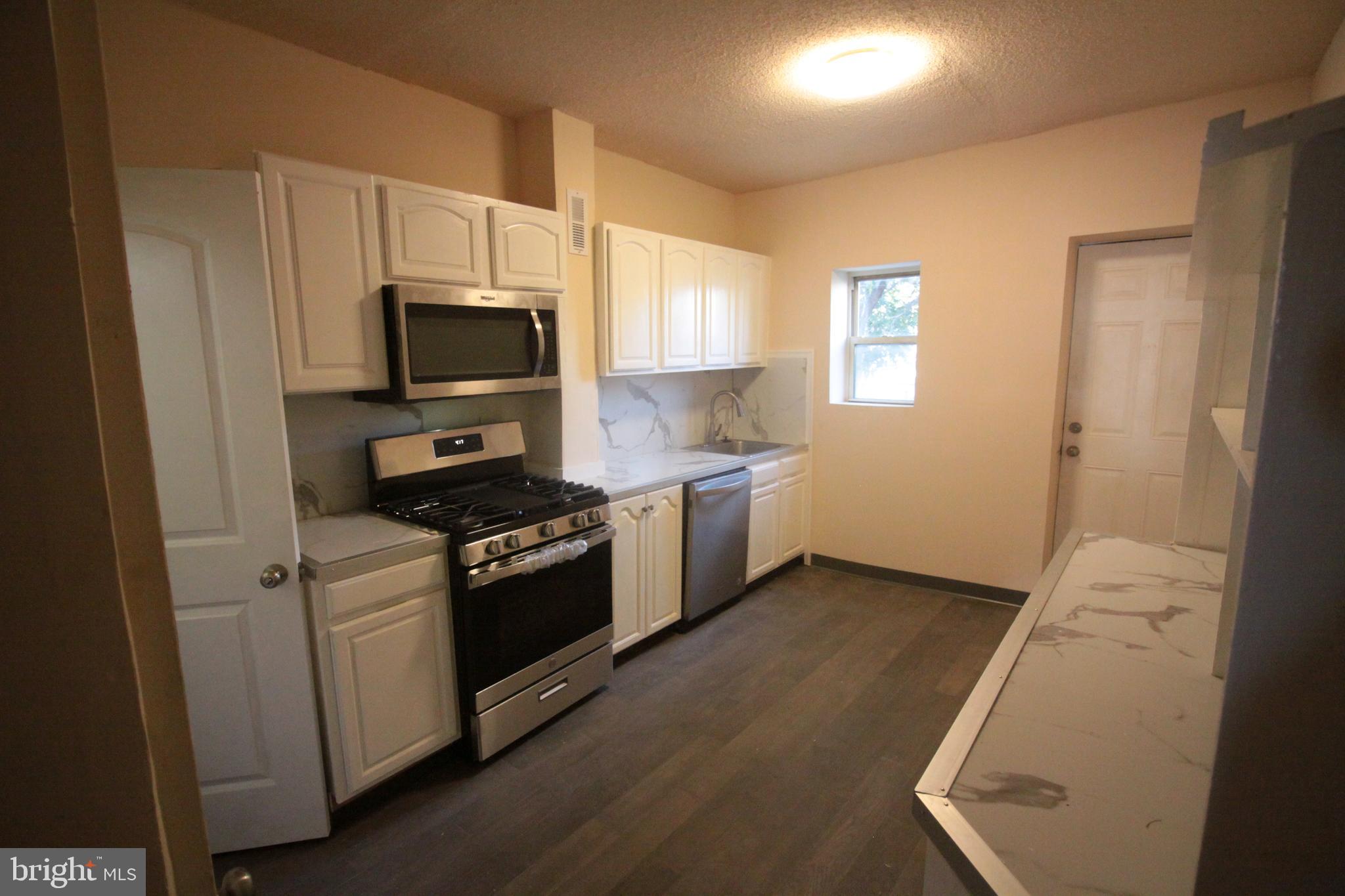 HARWOOD - Residential