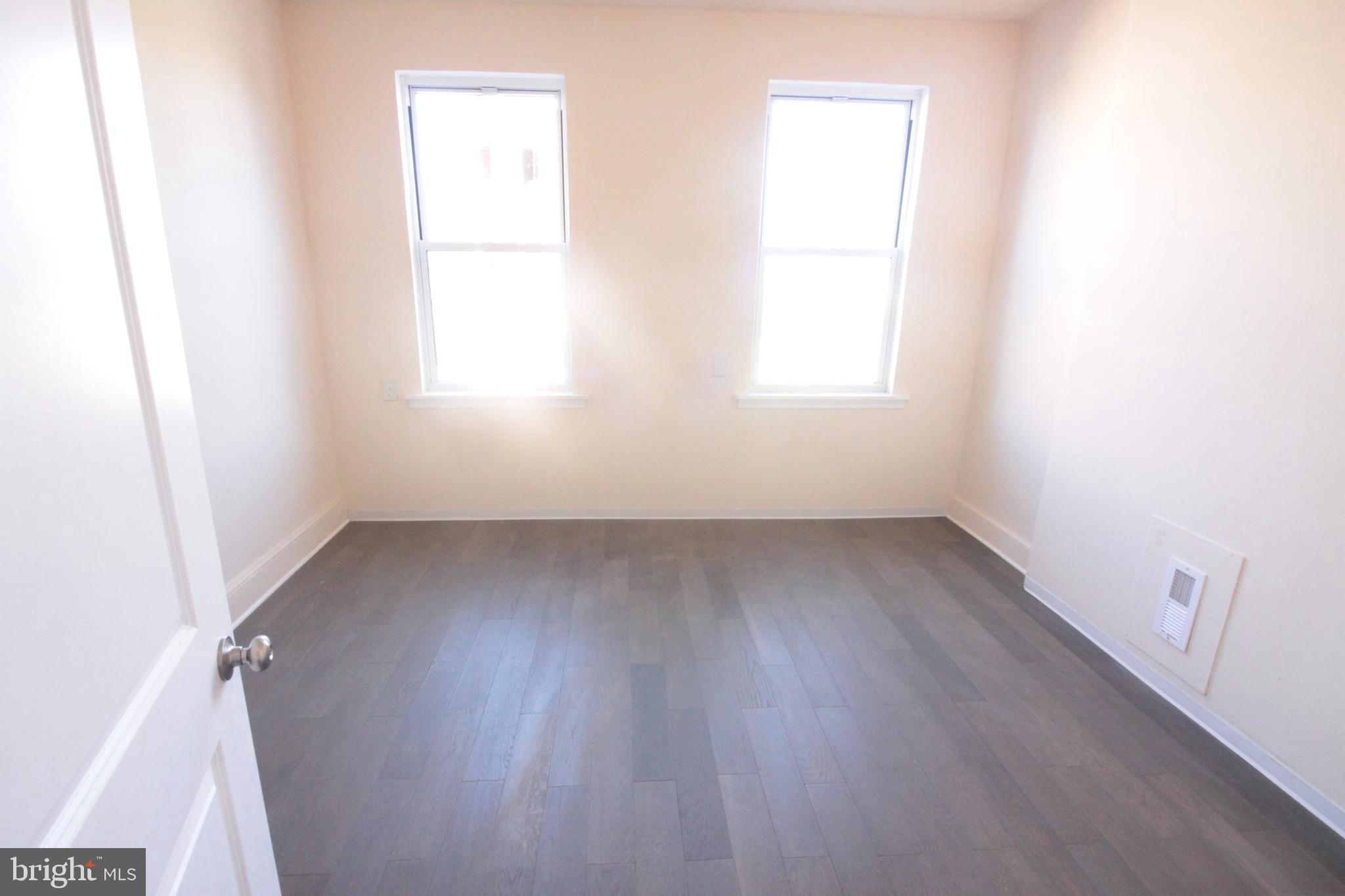 HARWOOD - Residential