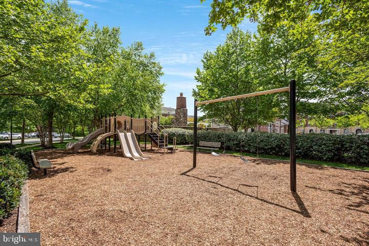 BRAMBLETON - Residential