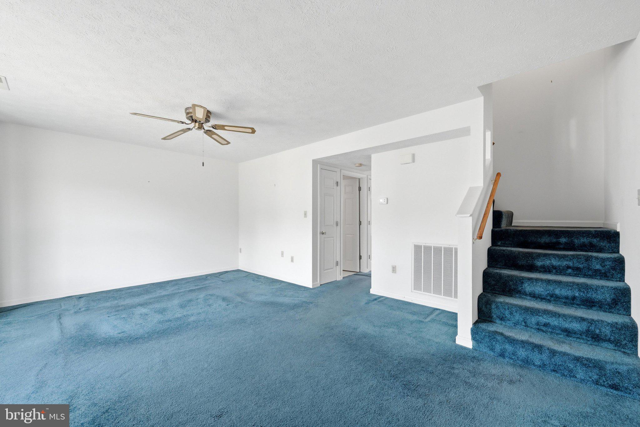 MUSSELMAN SQUARE - Residential