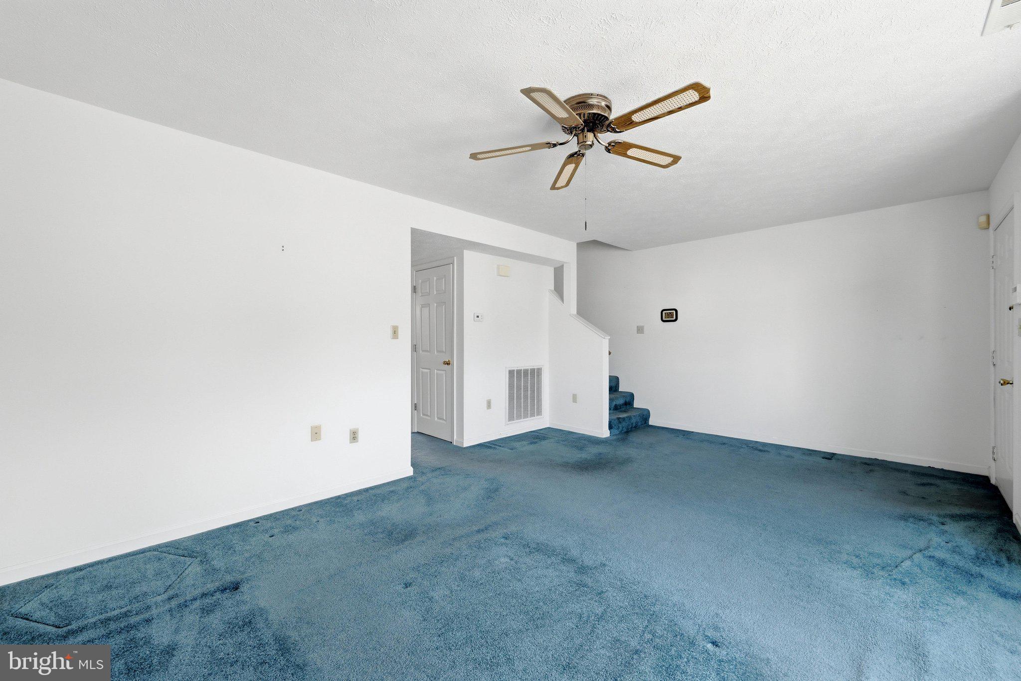 MUSSELMAN SQUARE - Residential