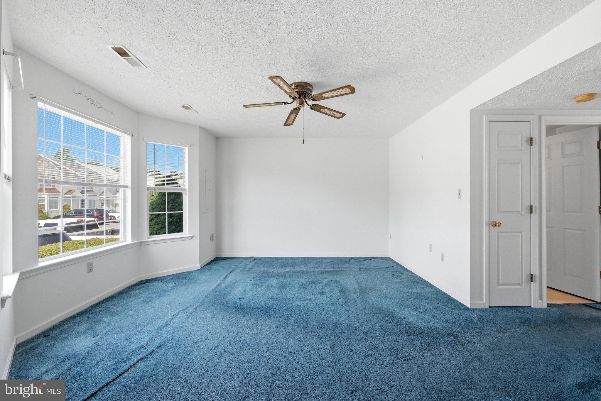 MUSSELMAN SQUARE - Residential