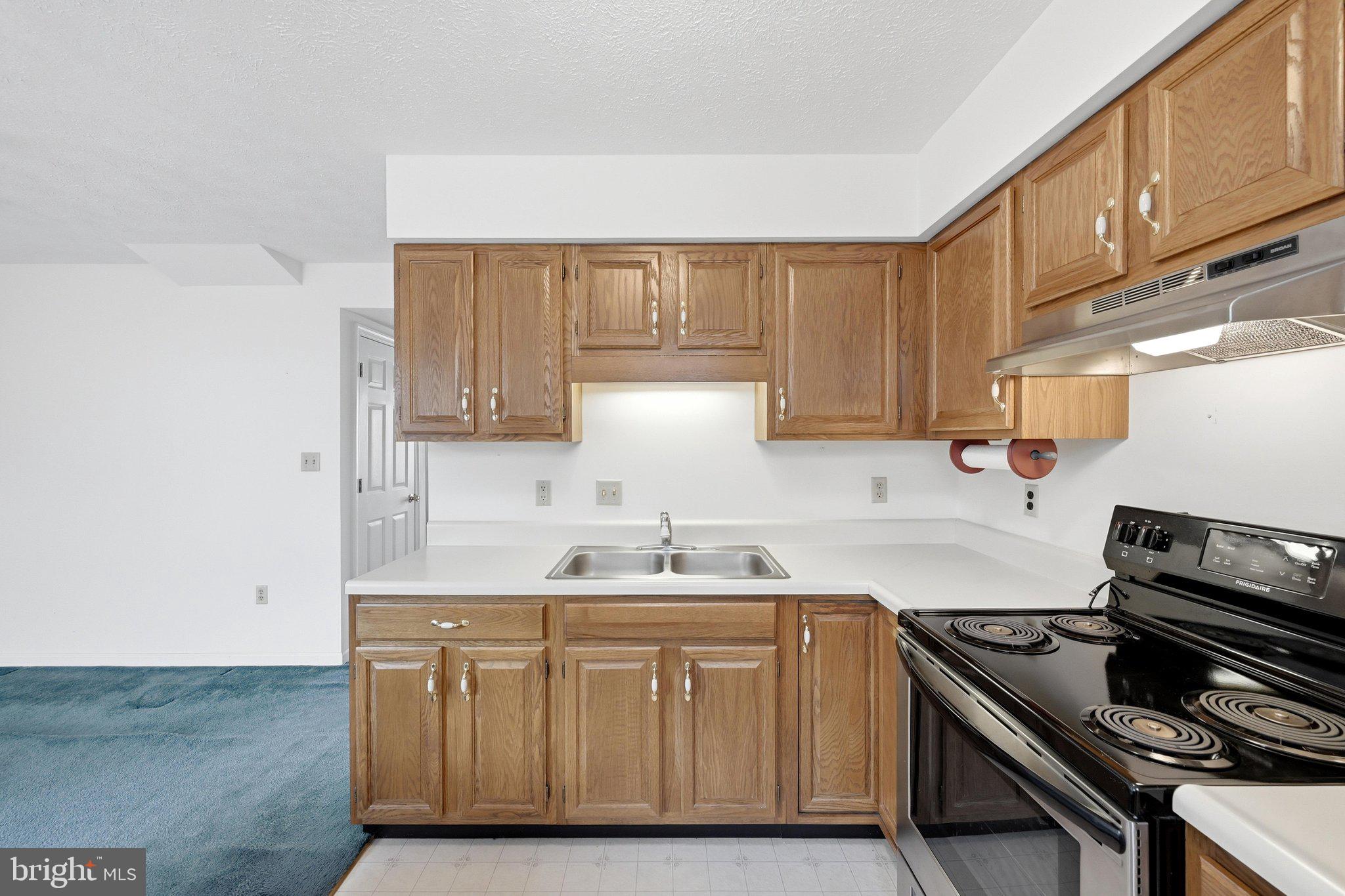 MUSSELMAN SQUARE - Residential