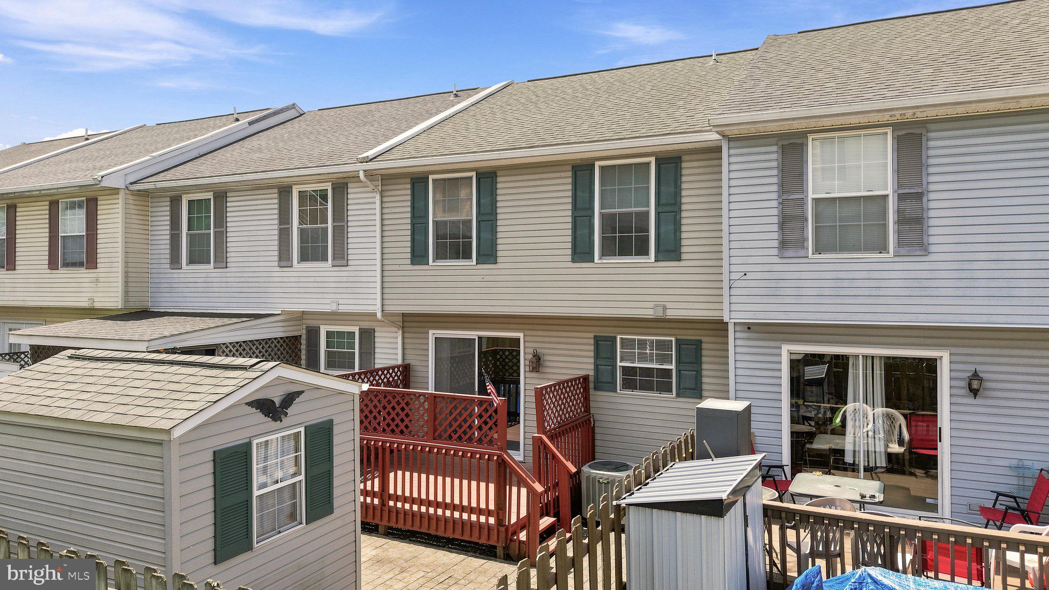 MUSSELMAN SQUARE - Residential