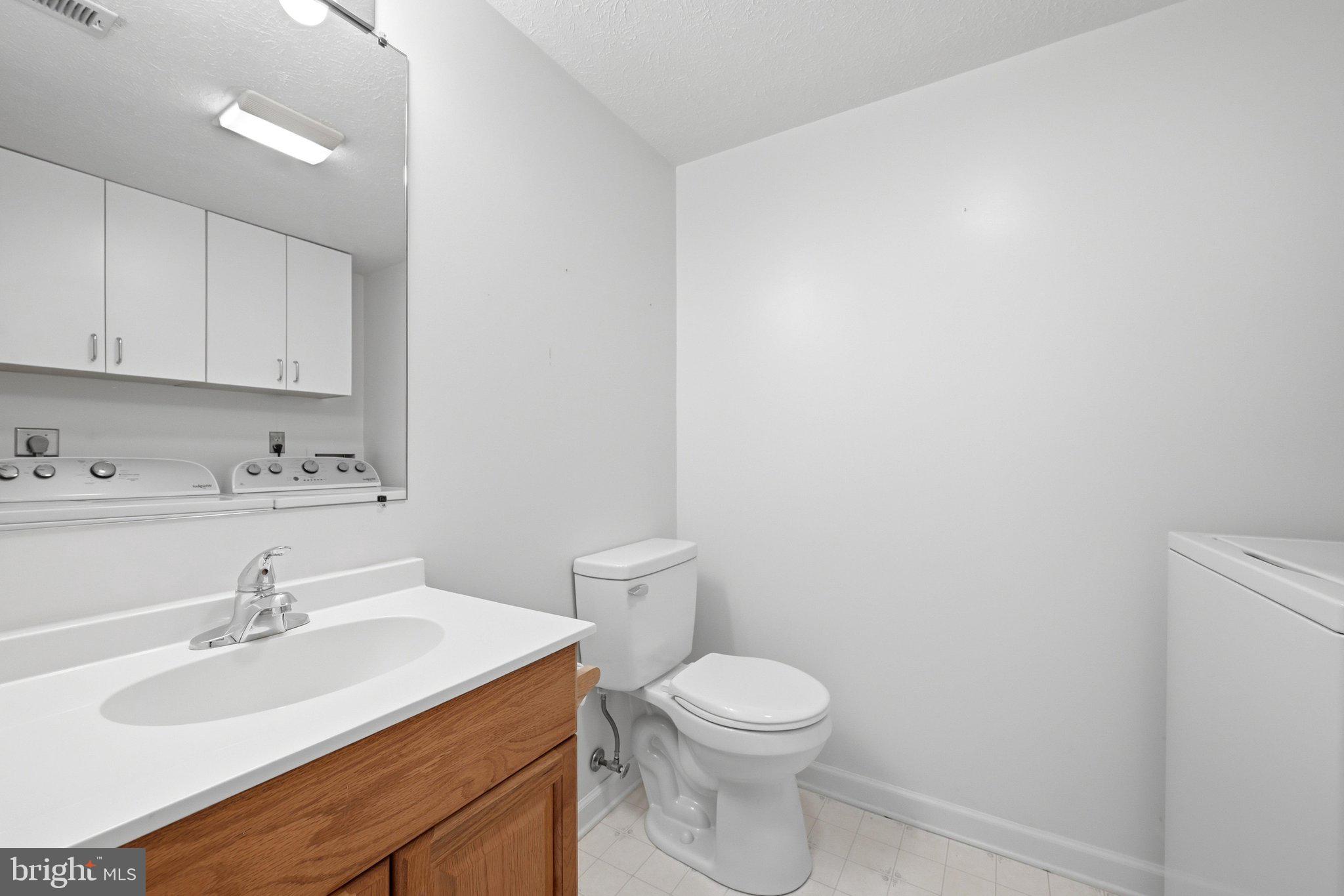 MUSSELMAN SQUARE - Residential