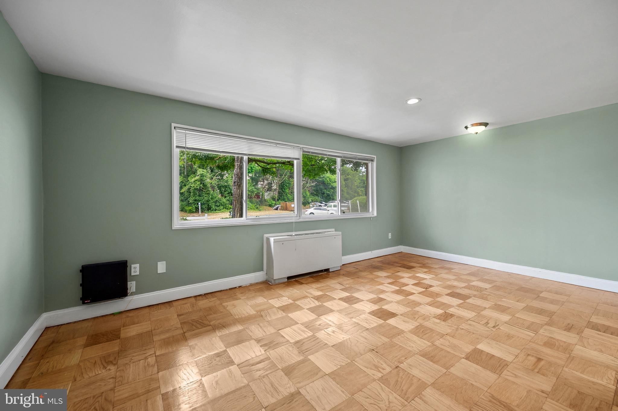 FAIRMOUNT - Residential
