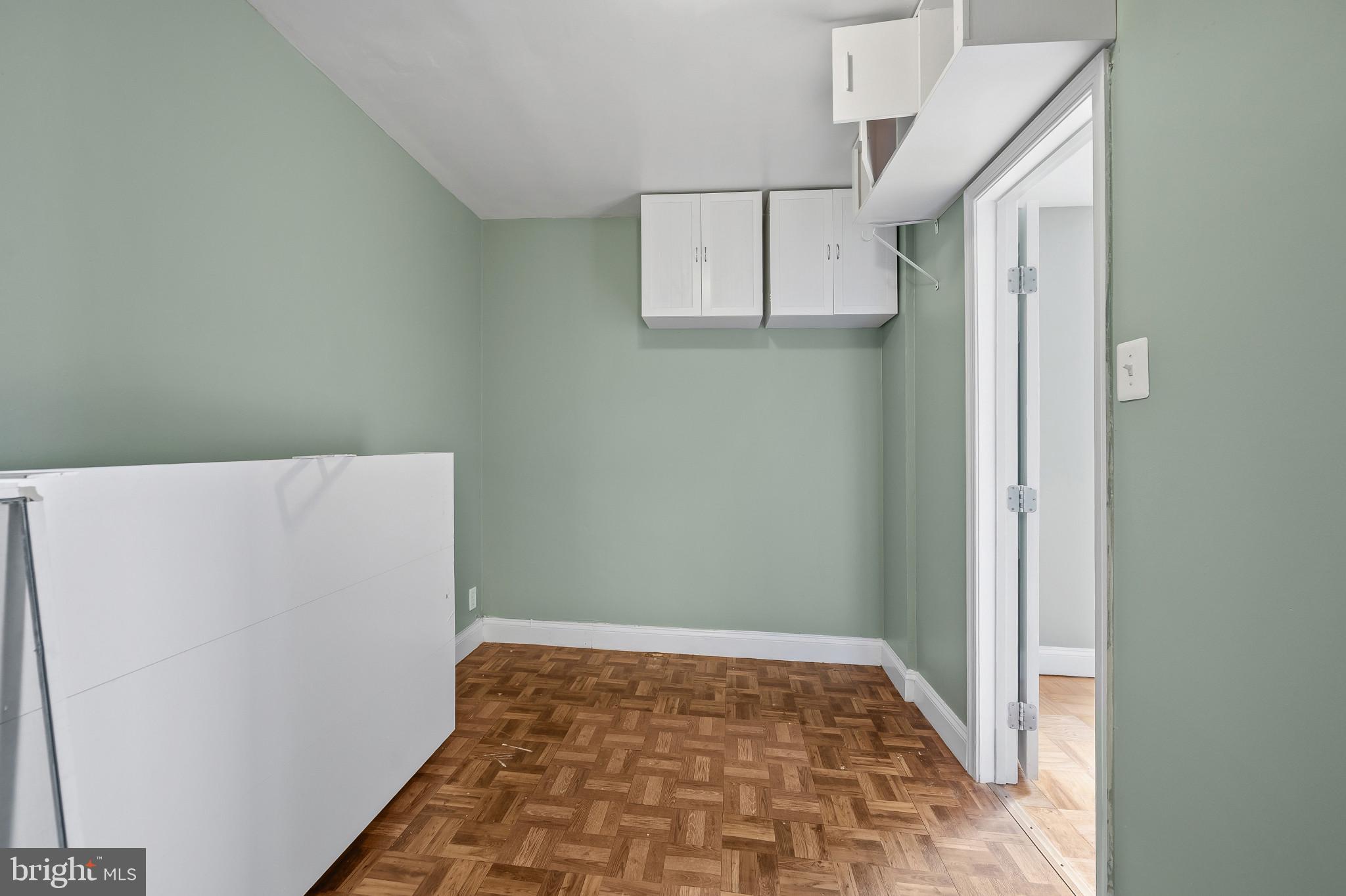 FAIRMOUNT - Residential