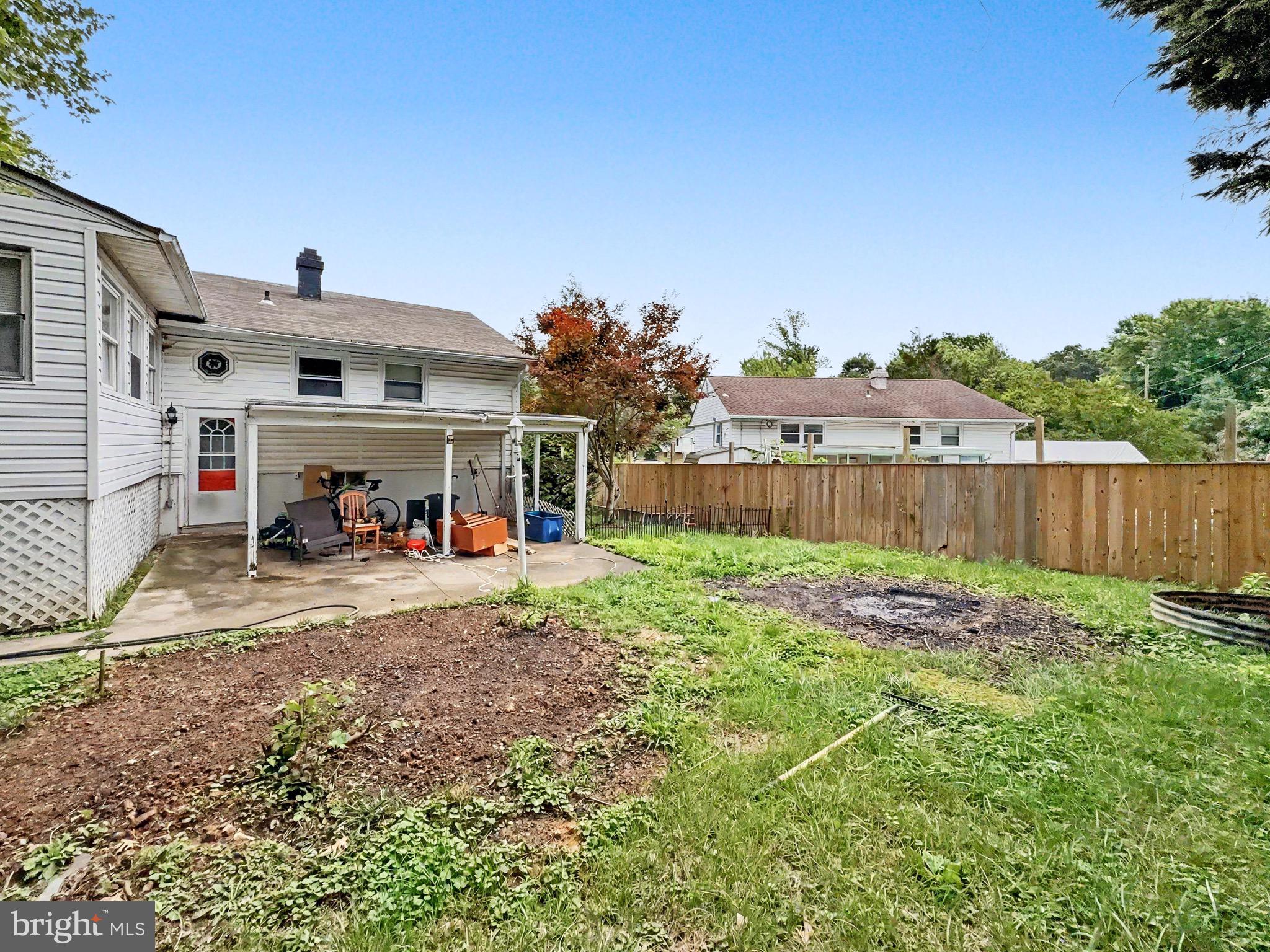 EDGE MEAD - Residential