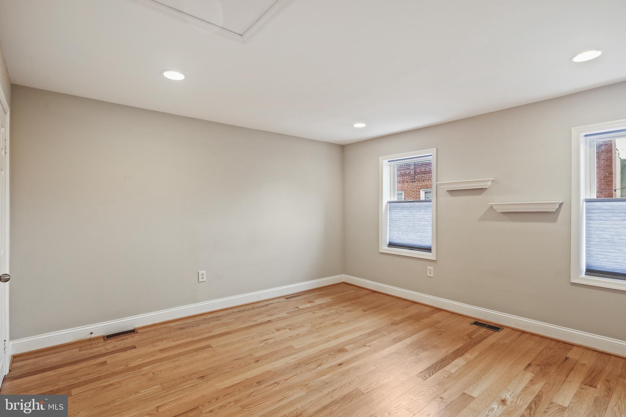BUTCHERS HILL - Residential