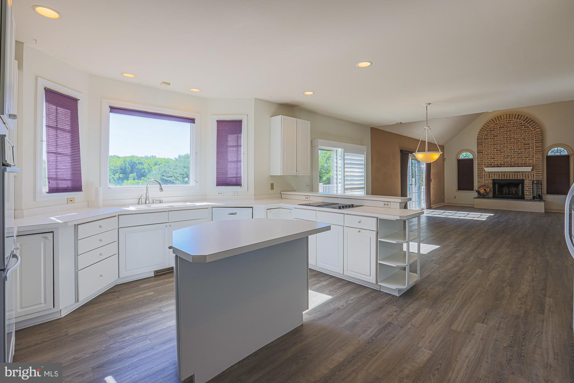 MISSION RIDGE - Residential
