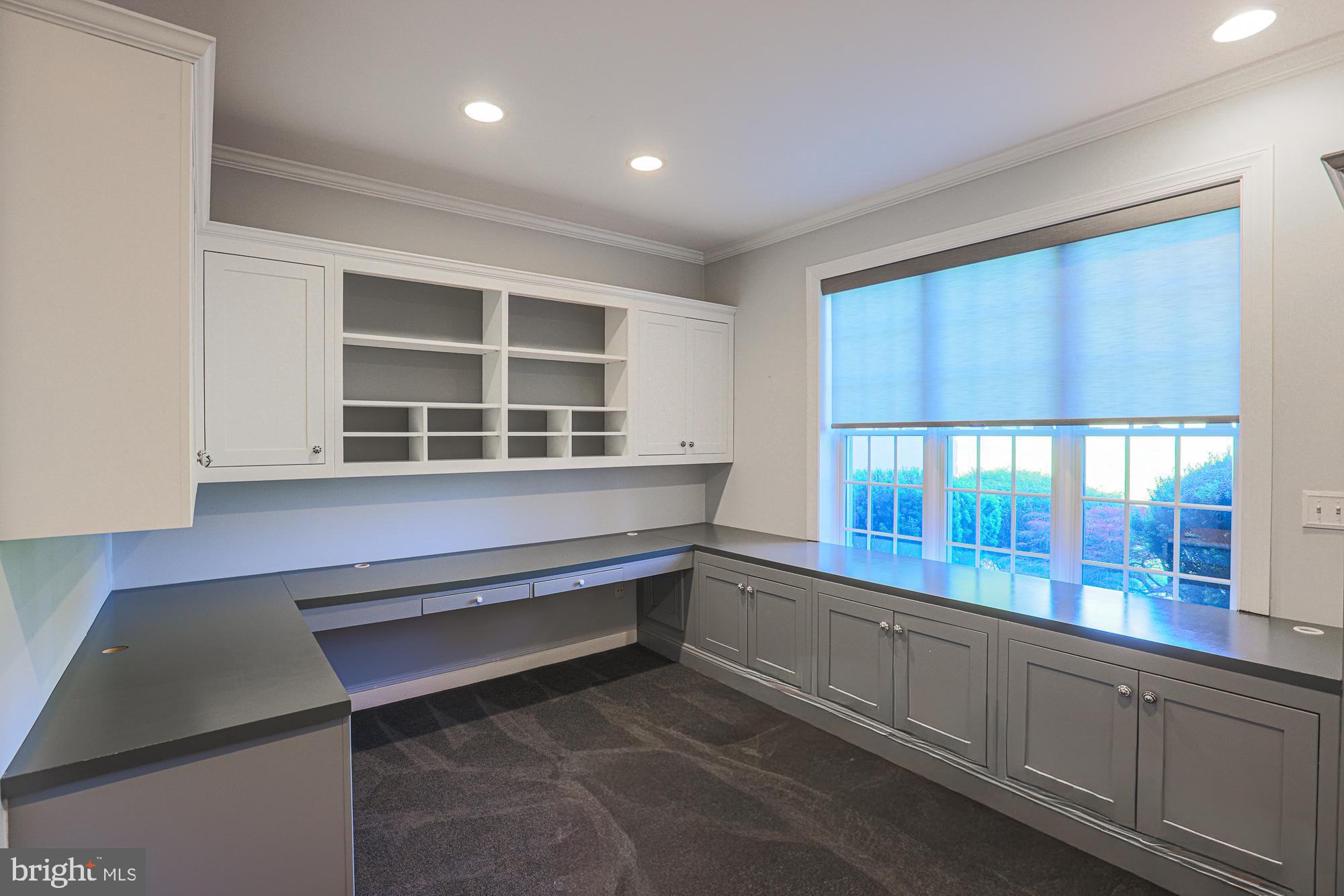 MISSION RIDGE - Residential