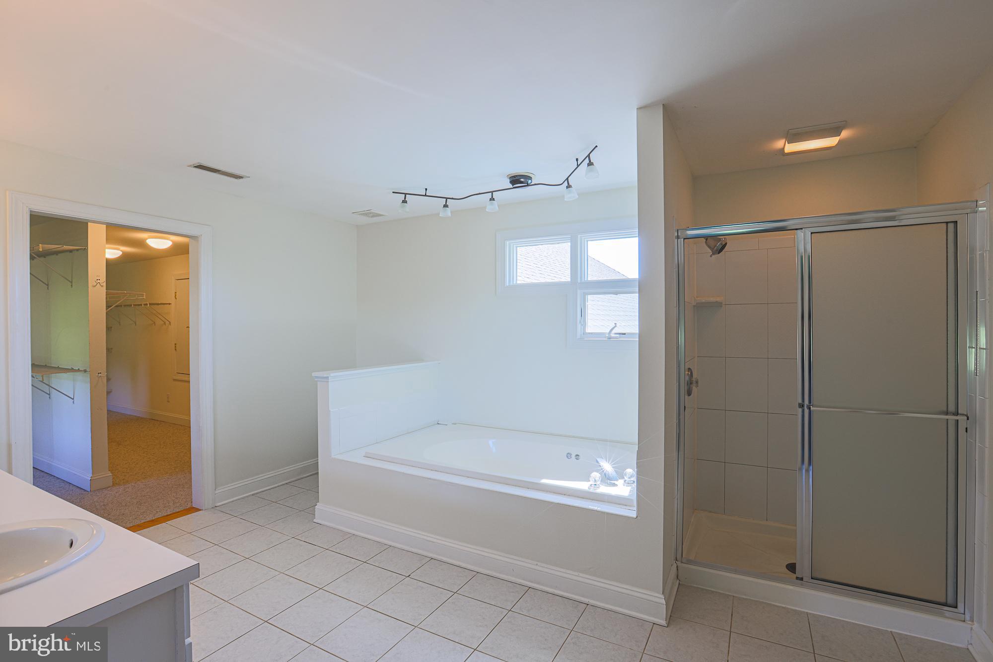 MISSION RIDGE - Residential