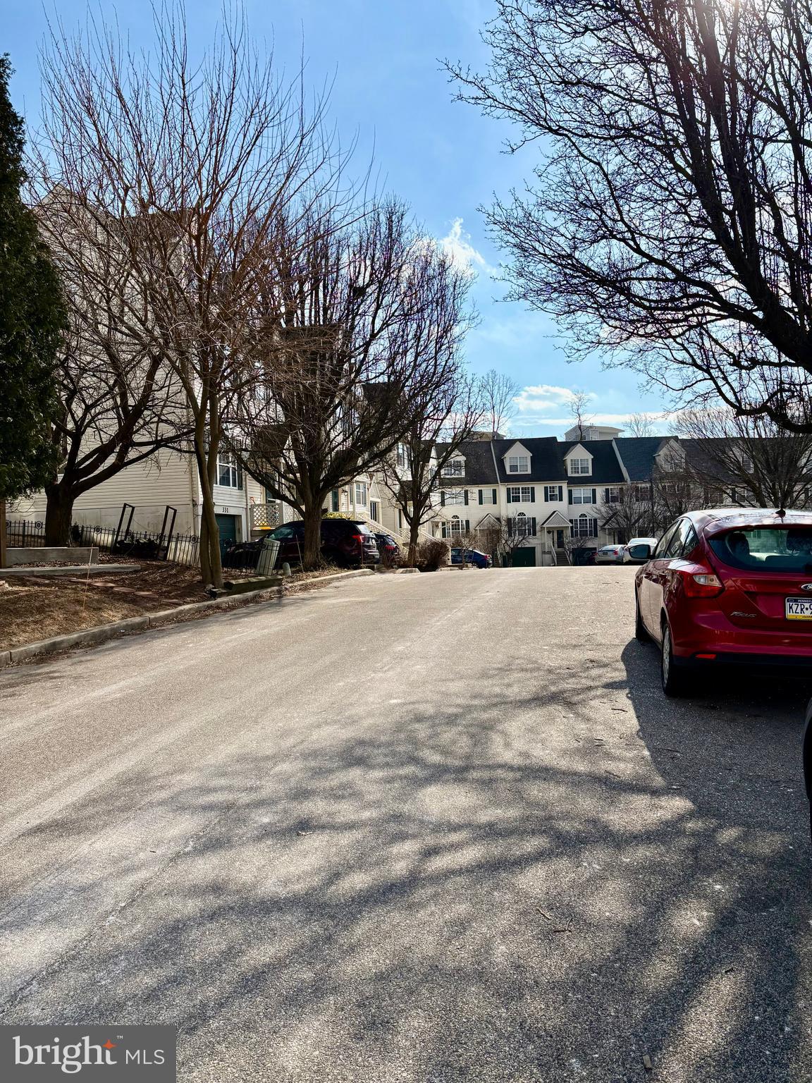 CINNAMON HILL - Residential