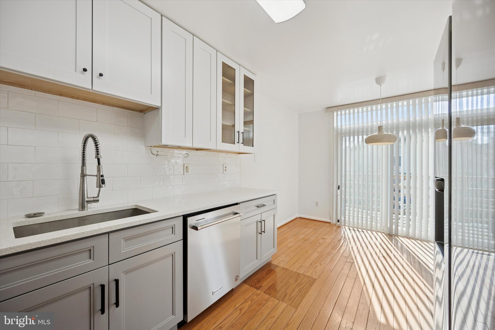 CINNAMON HILL - Residential