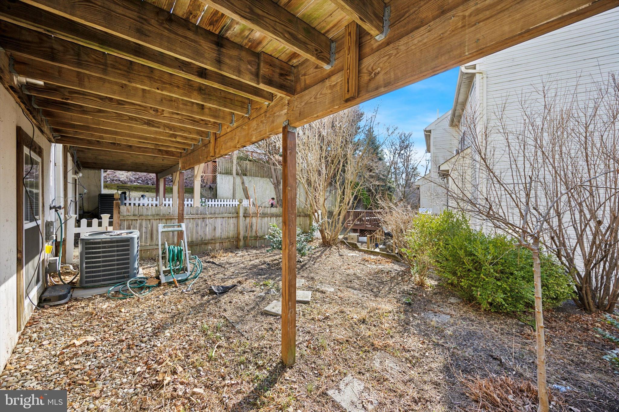 CINNAMON HILL - Residential
