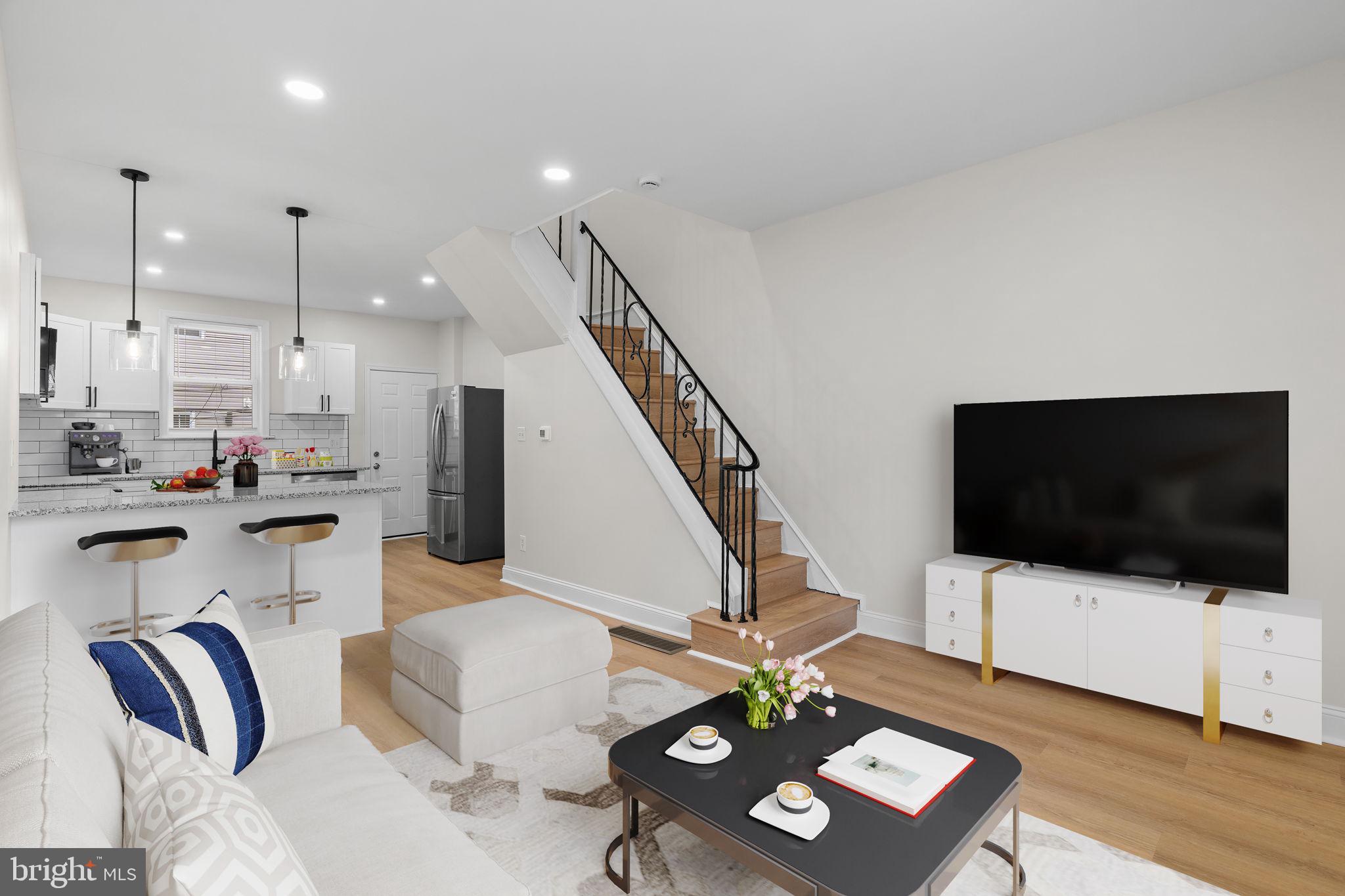 PORT RICHMOND - Residential