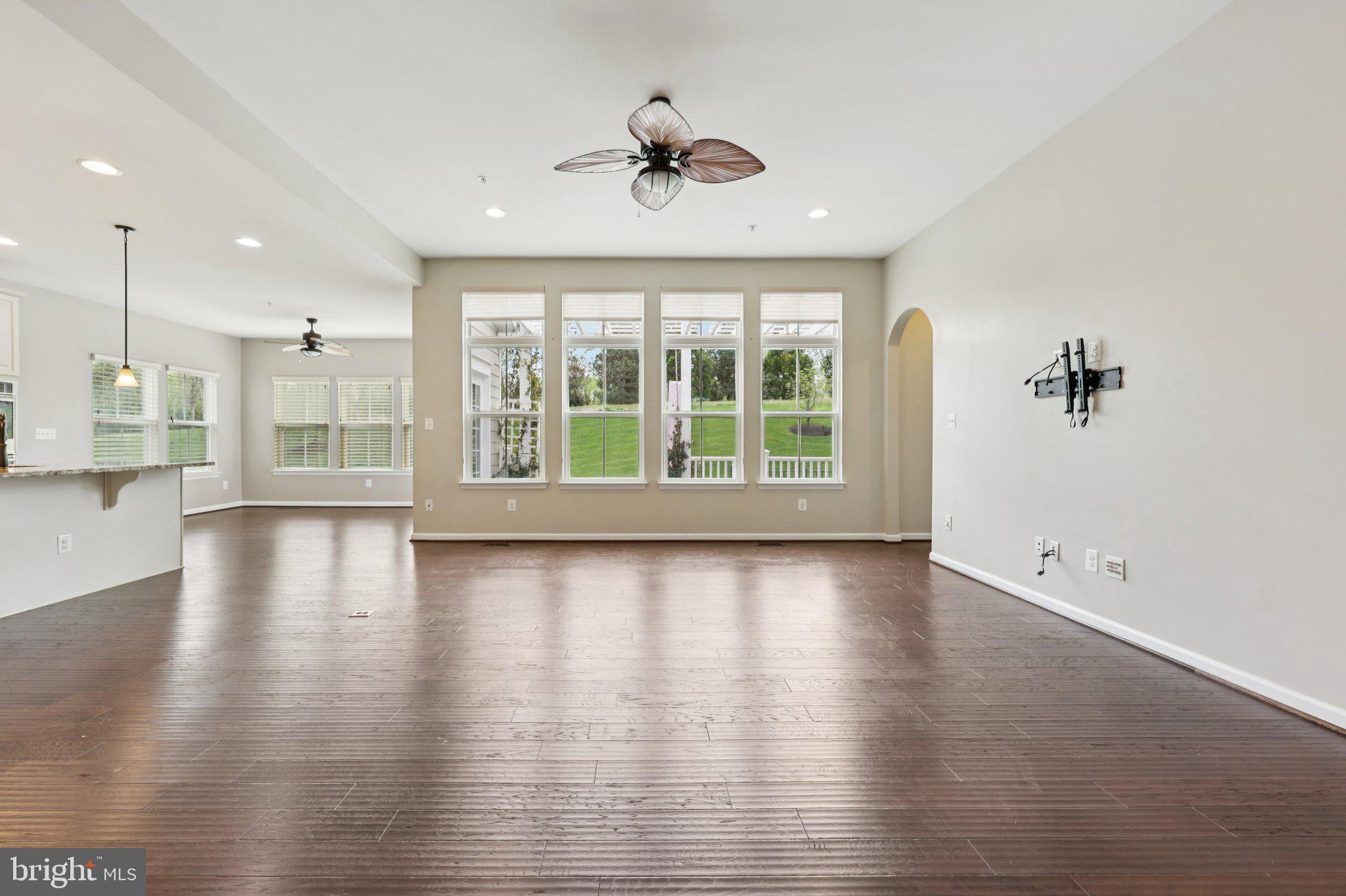 POTOMAC SHORES - Residential